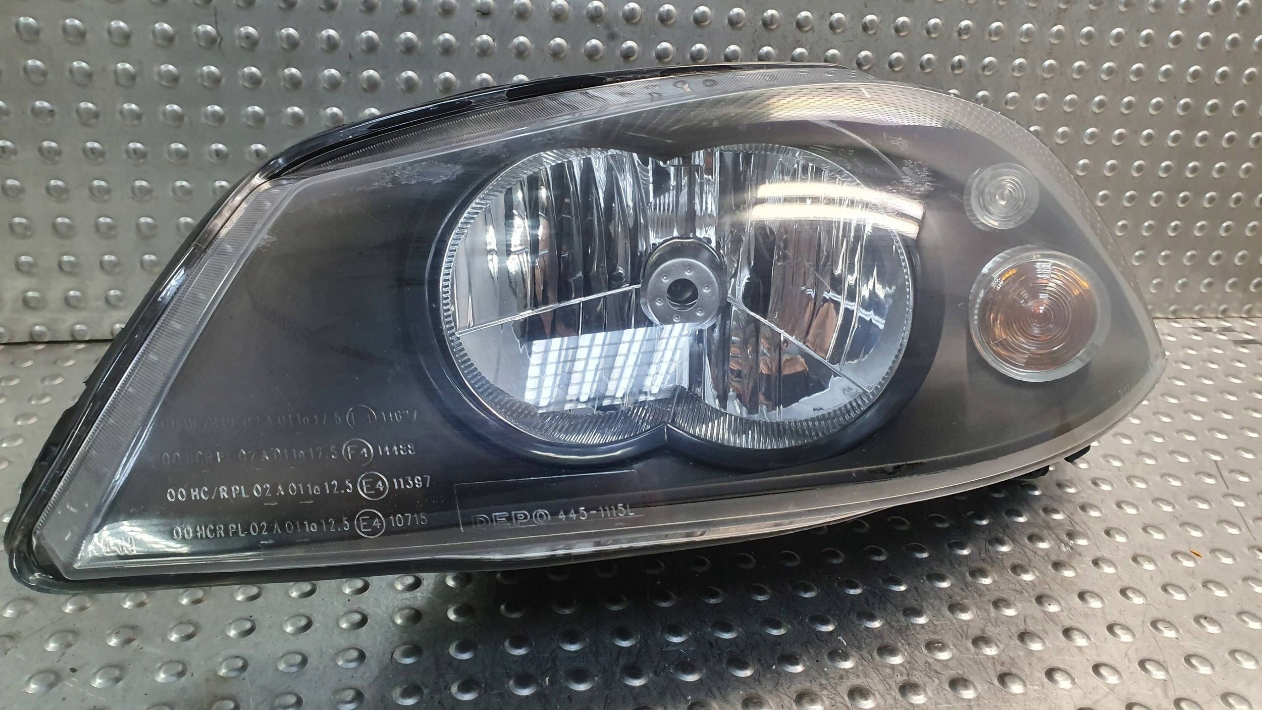 light front left SEAT IBIZA 6L 02