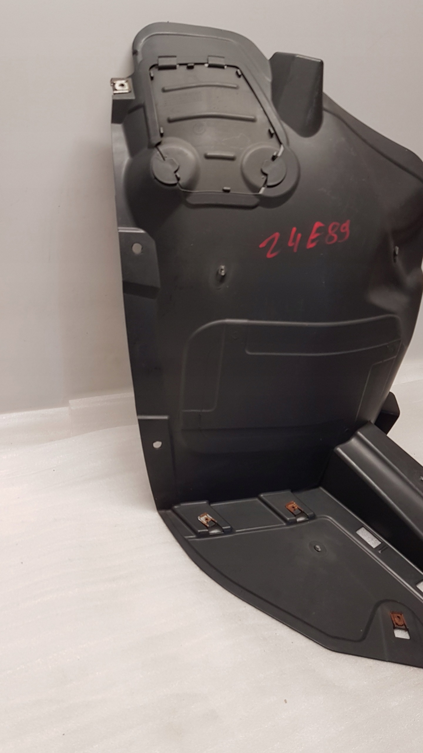 podblatník pravý předek BMW Z4 E89 7199462
