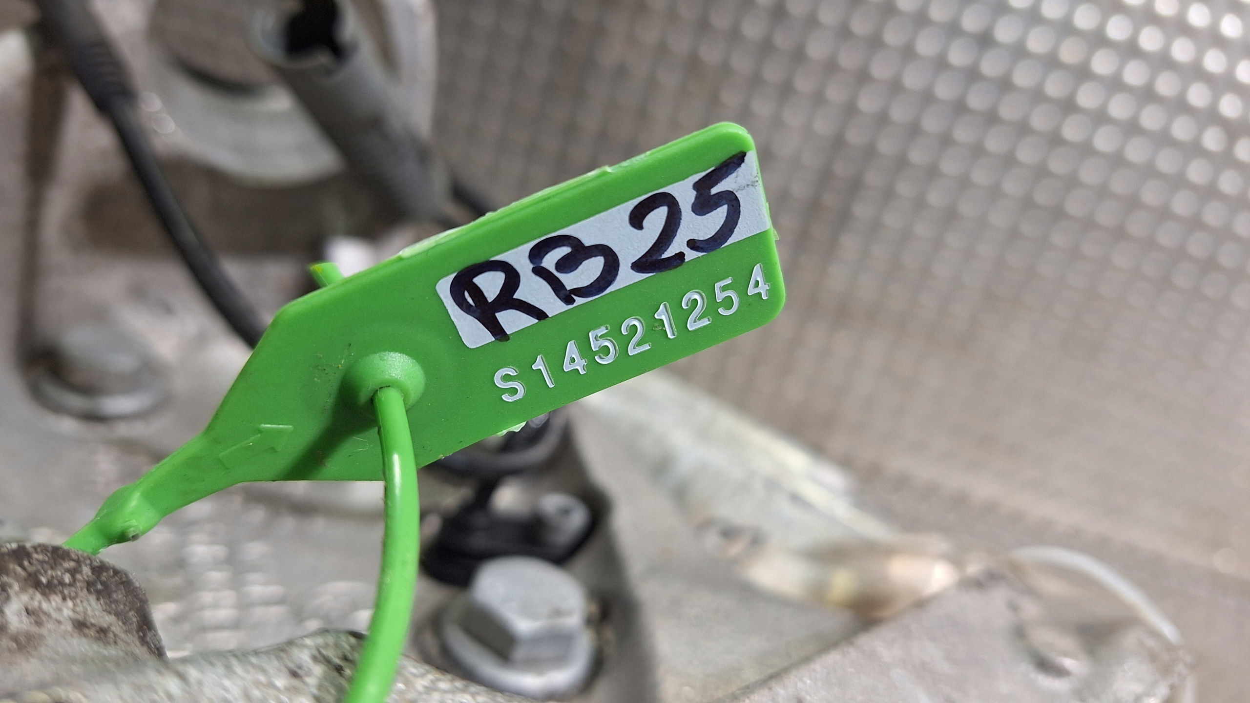 otoč čapu ľavá predok 6764443 BMW E81 E87 E90 E91 E92 E93