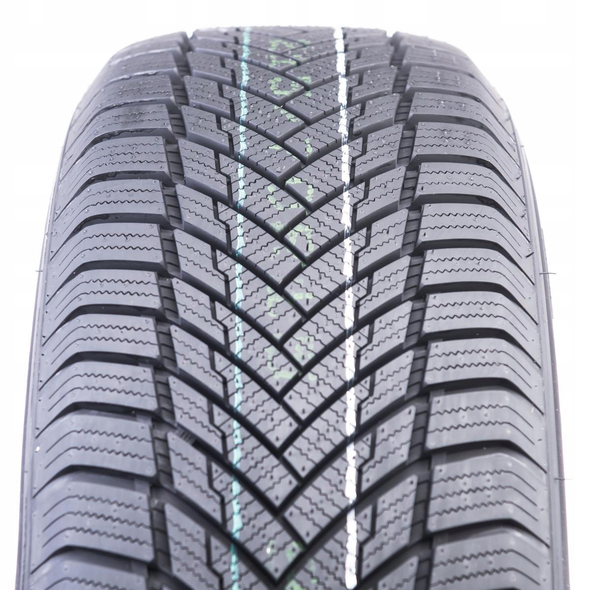 2x OPONY ZIMOWE 145/65R15 Tracmax S130 72T