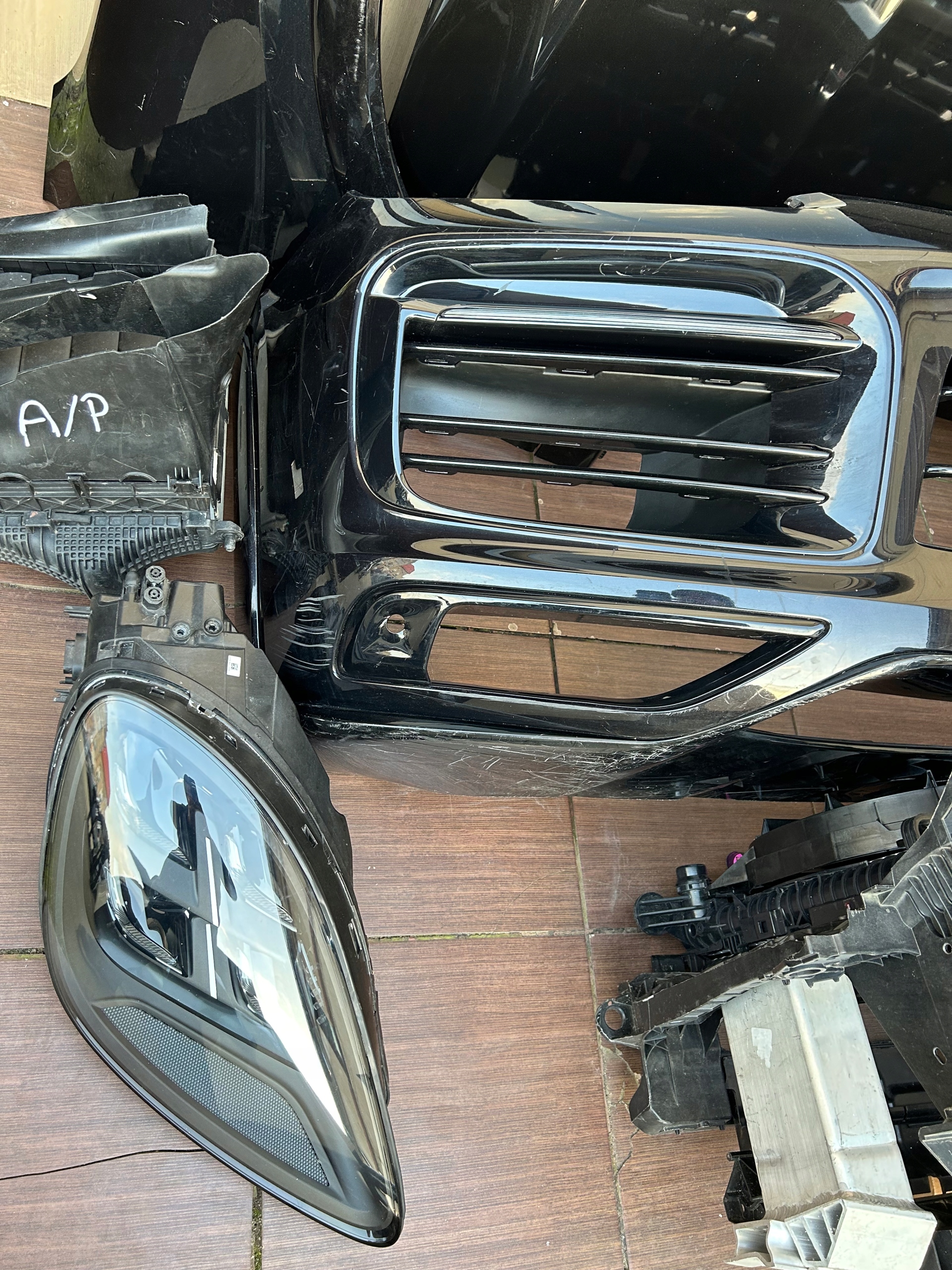 bumper bonnet lights Porsche Cayenne E3 9Y GTS Sport Disign