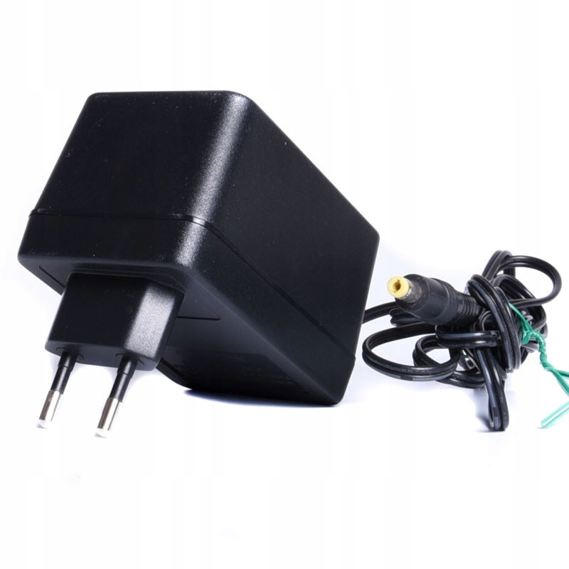 ZASILACZ 15V 1A TRANSFORMATOROWY Model AM-1501000V