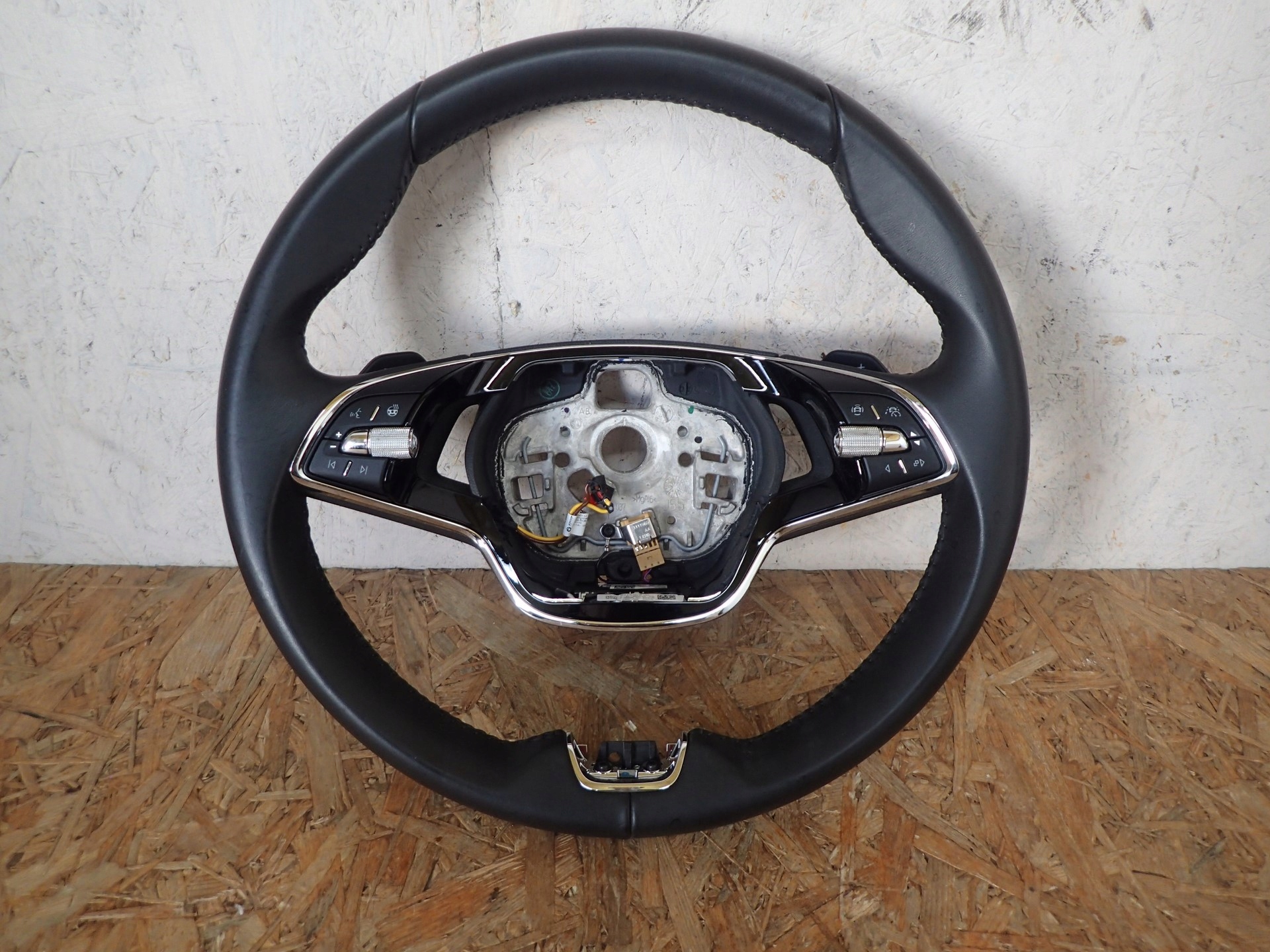 KIEROWNICA SKÓRA SKODA OCTAVIA 4 IV NX3 NX5