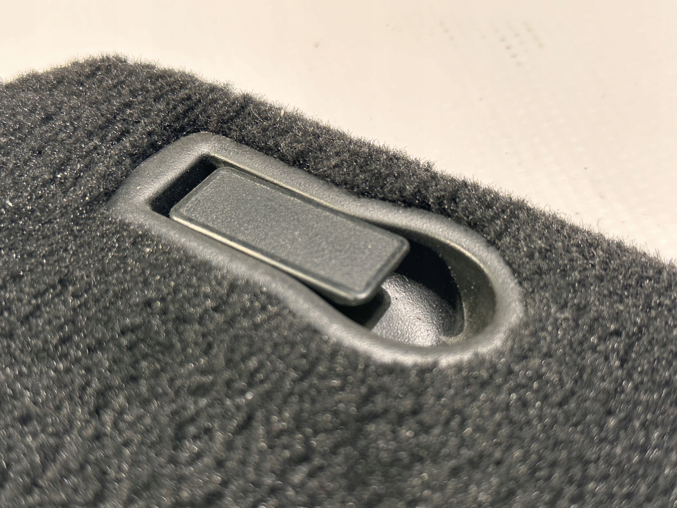 side upholstery side boot left Chevrolet Corvette C5 1997 - 2004
