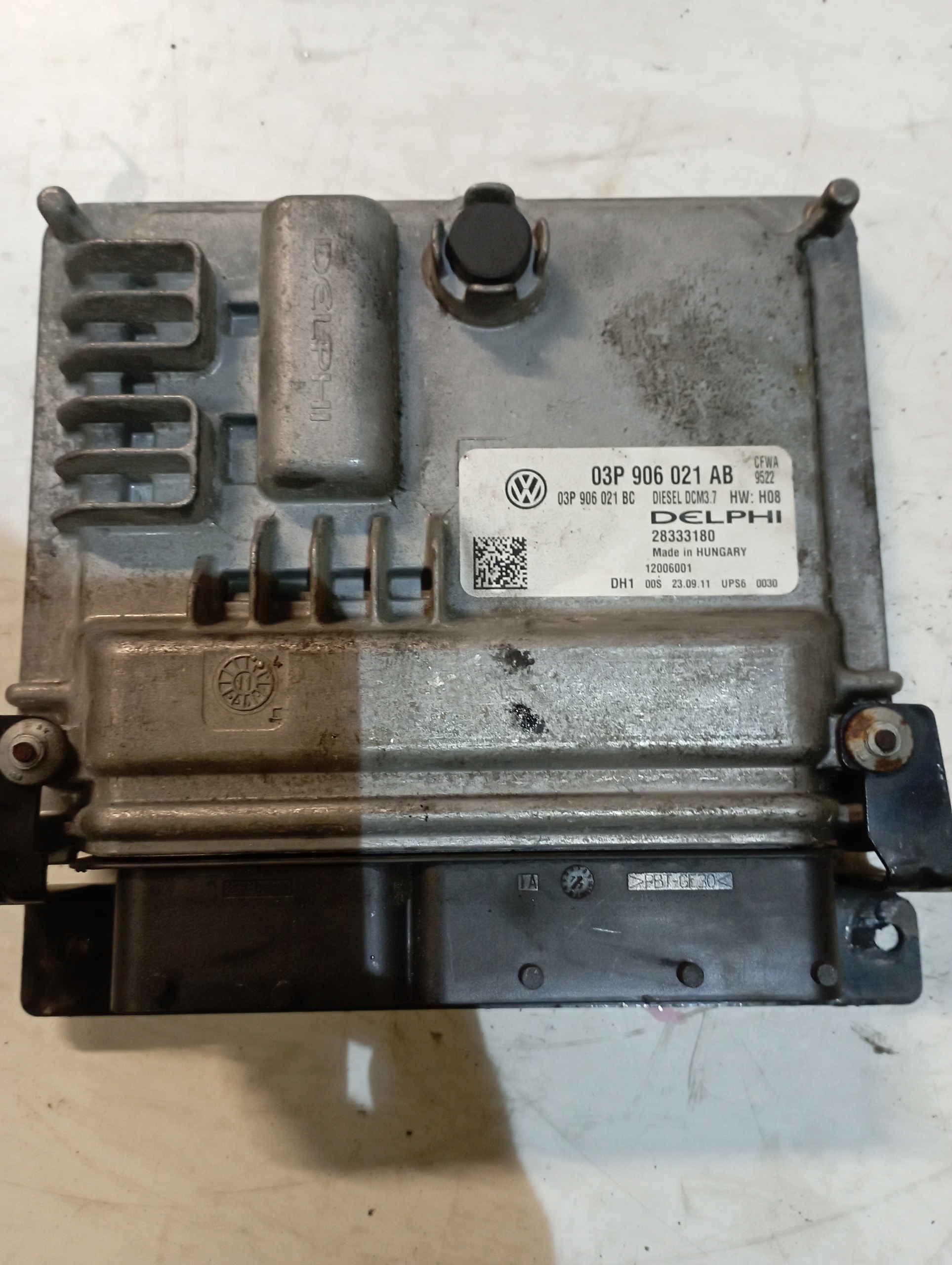 COMPUTER MOTORE SEAT IBIZA IV 1.2 TDI 03P906021AB