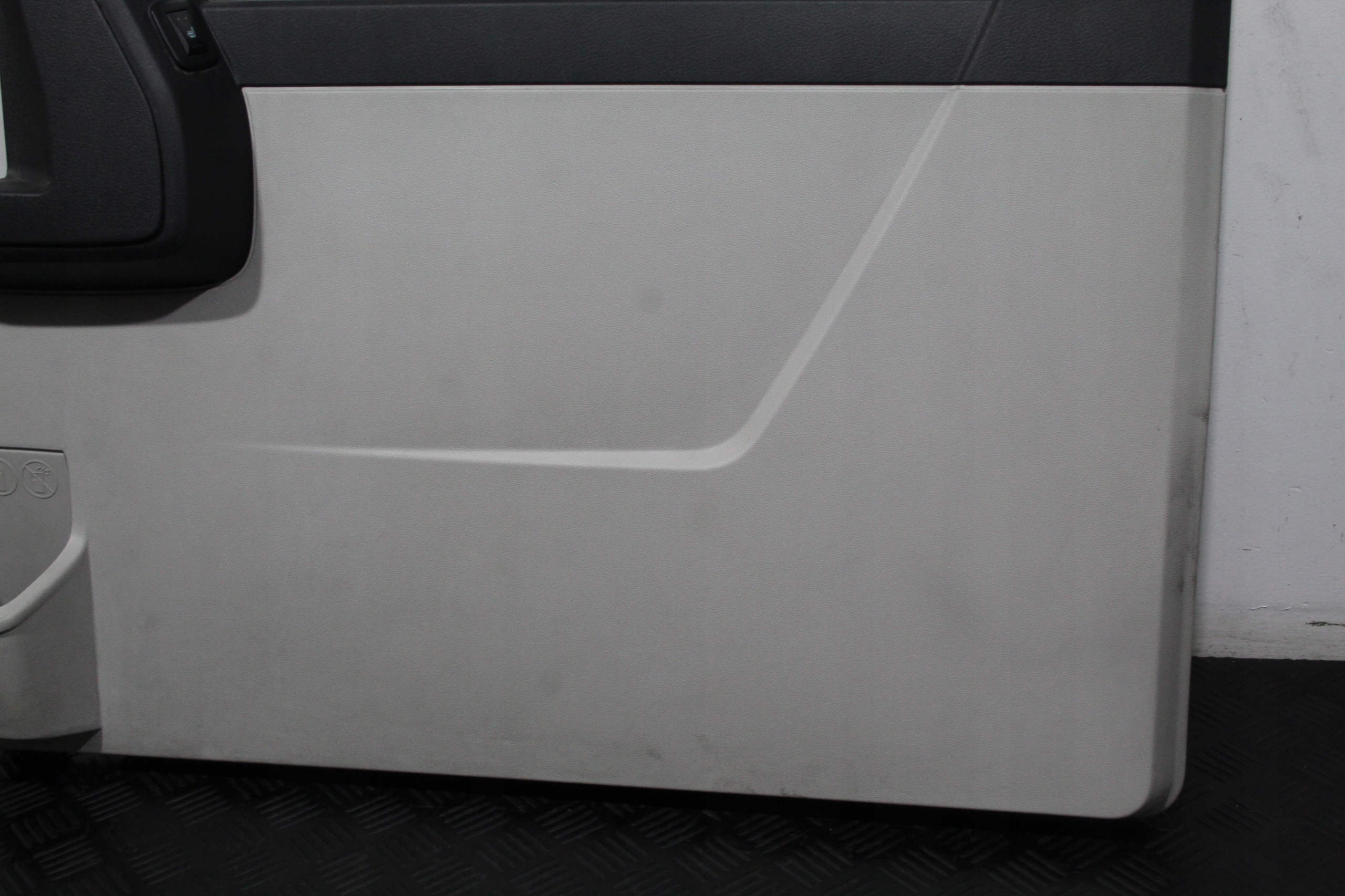 upholstery side door right rear part VOYAGER V 5