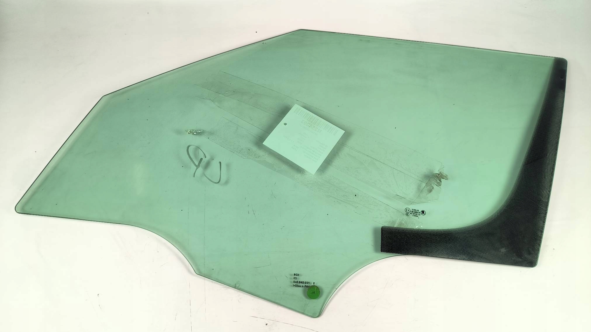 window door left front SKODA YETI
