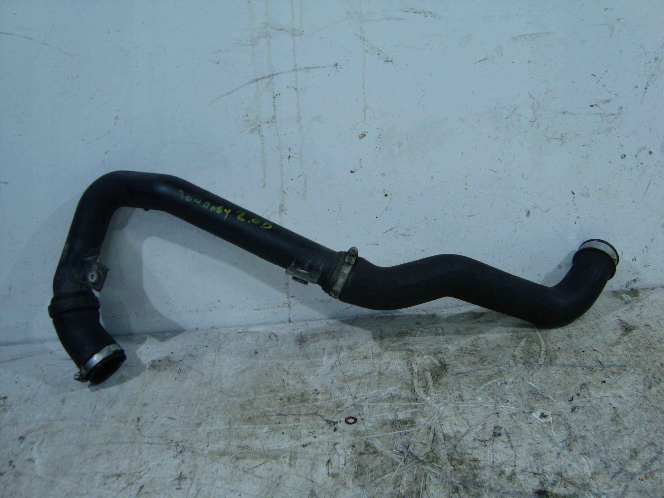 84891861AB - ТРУБА ВЗВЕШИВАНИЯ ИНТЕРКУЛЕРА 2.0 CRD JOURNEY 08-