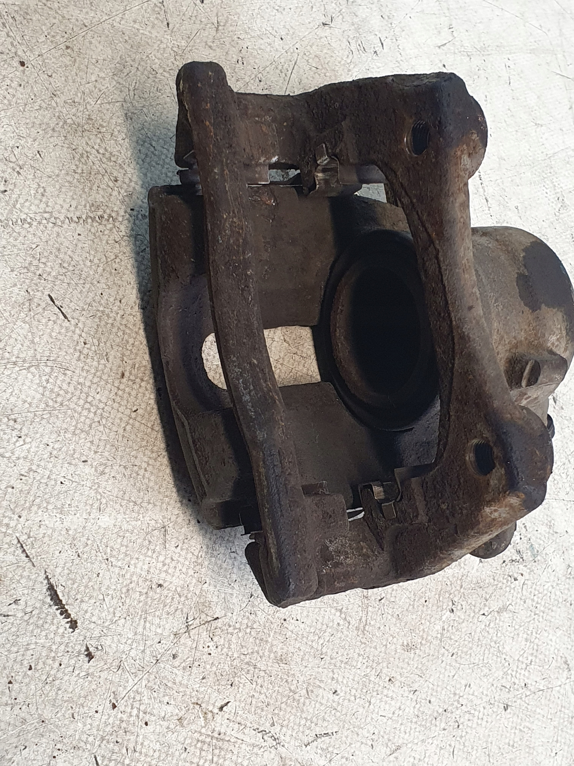 caliper brake right front NISSAN MICRA K12 1.0B 03r.