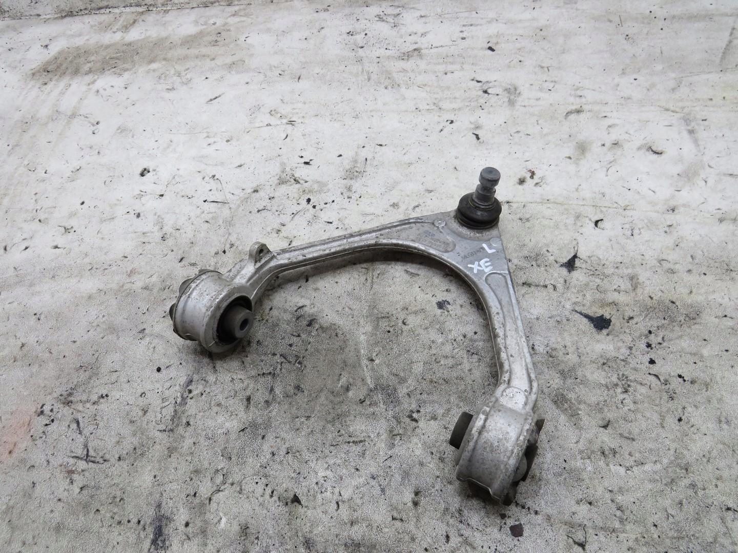 РИЧАГ ЛІВИЙ ПЕРЕДНІЙ ПЕРЕД JAGUAR XE Gx73-3091