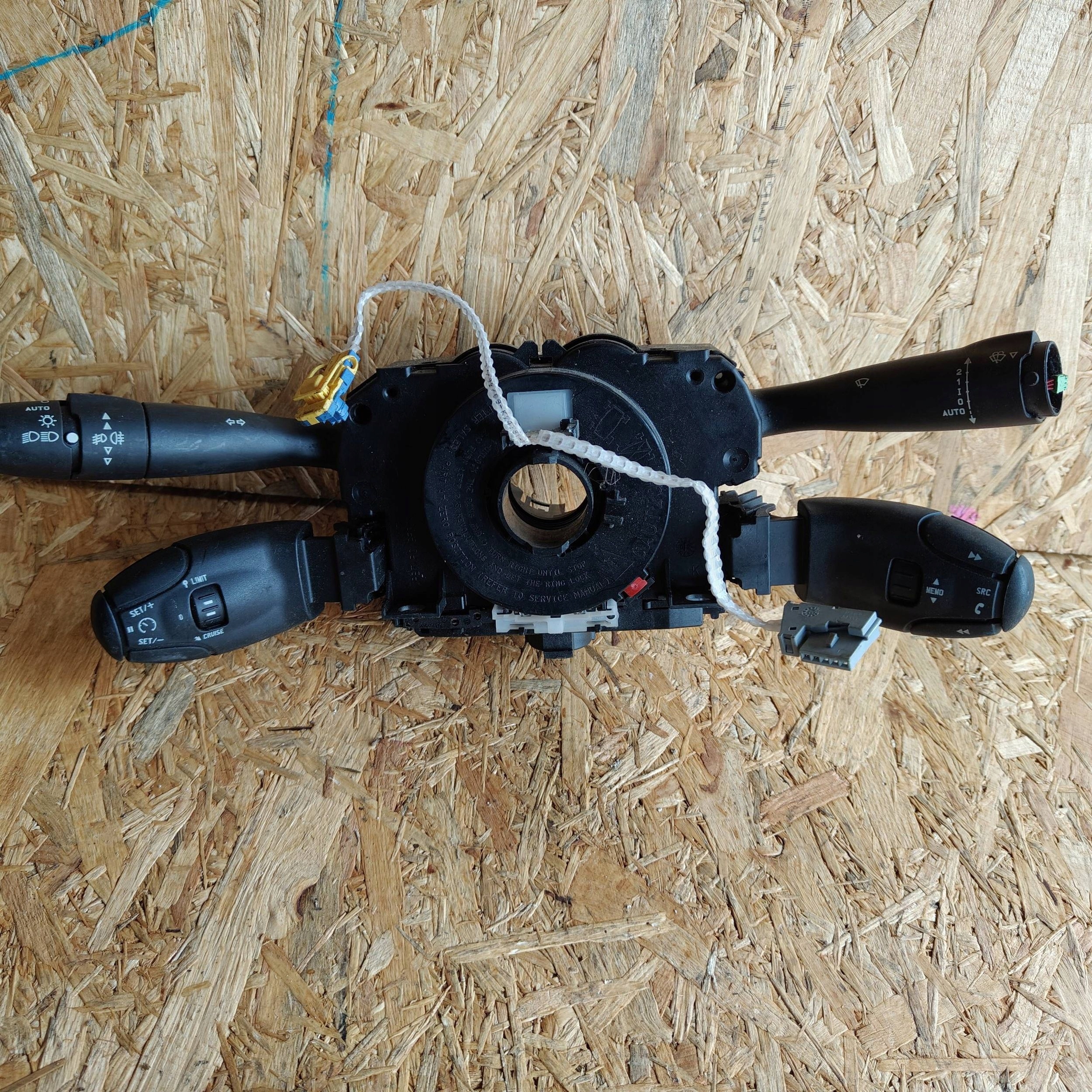 Autre / autres / plus Commandes Peugeot RCZ 96659929xt