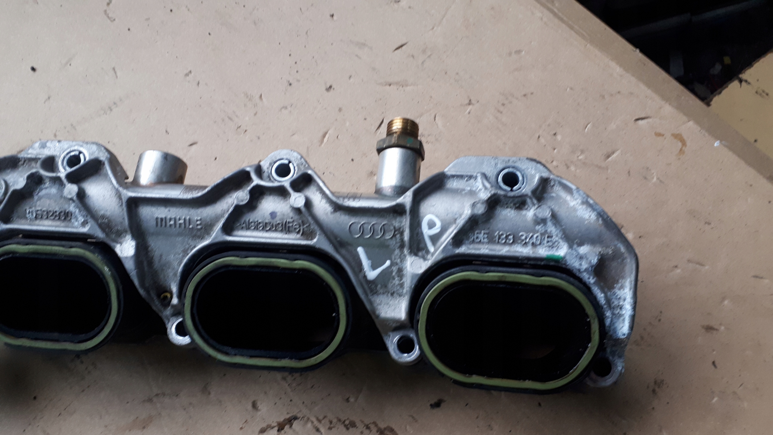 A6 C7 4G A7 intake manifold left 3.0 TFSI S4 B8 S5