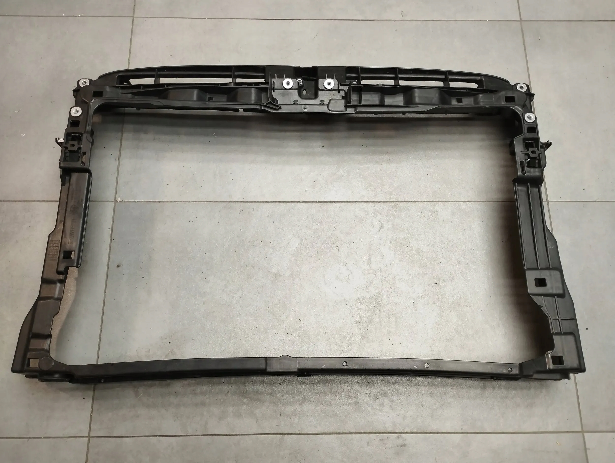VW Golf VII support panel for radiators pillar 5GG805588B
