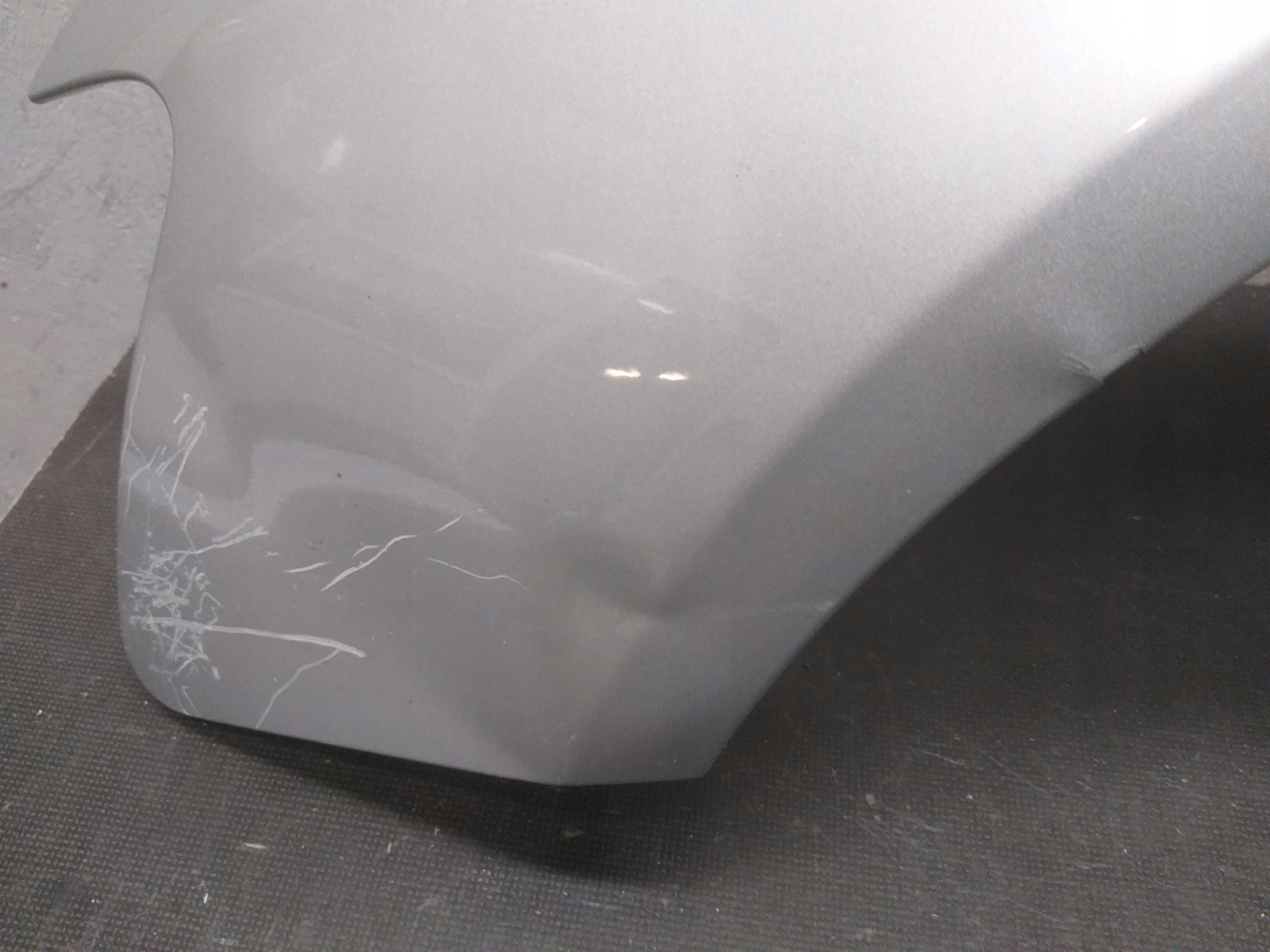 FENDER FRONT LEFT AUDI A4 B8 8K0 08-12