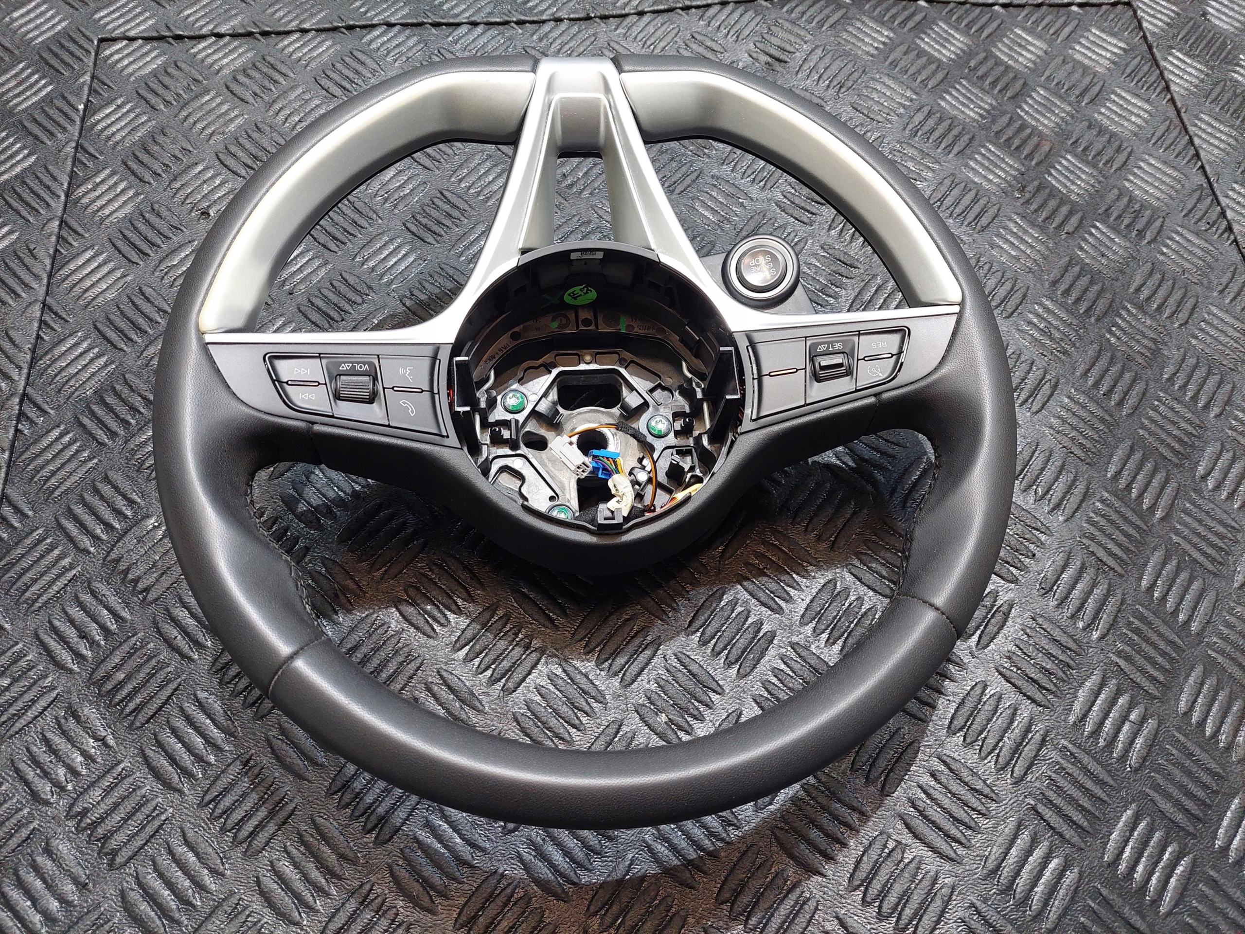steering wheel, MULTIFUNKCJA ALFA ROMEO GIULIA
