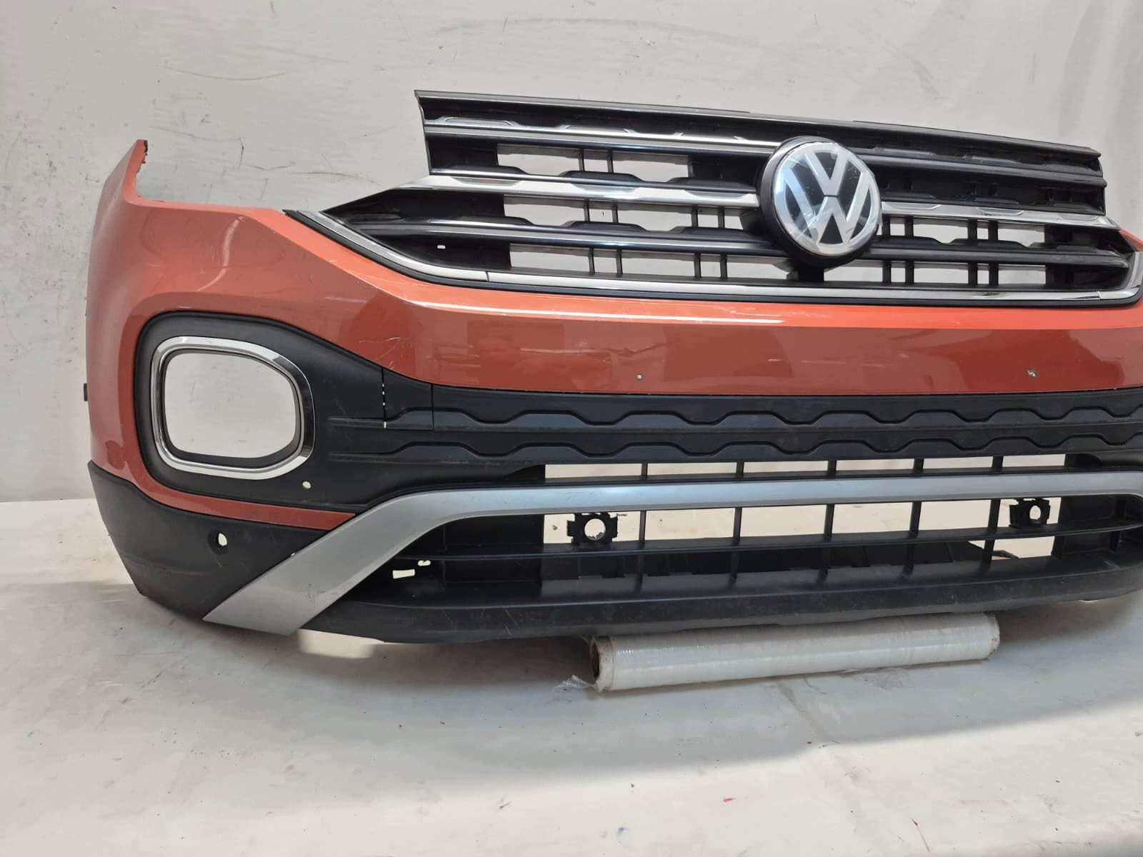 VW T-CROSS 2GM 18- bumper front front grill logo PDC 2GM807221A