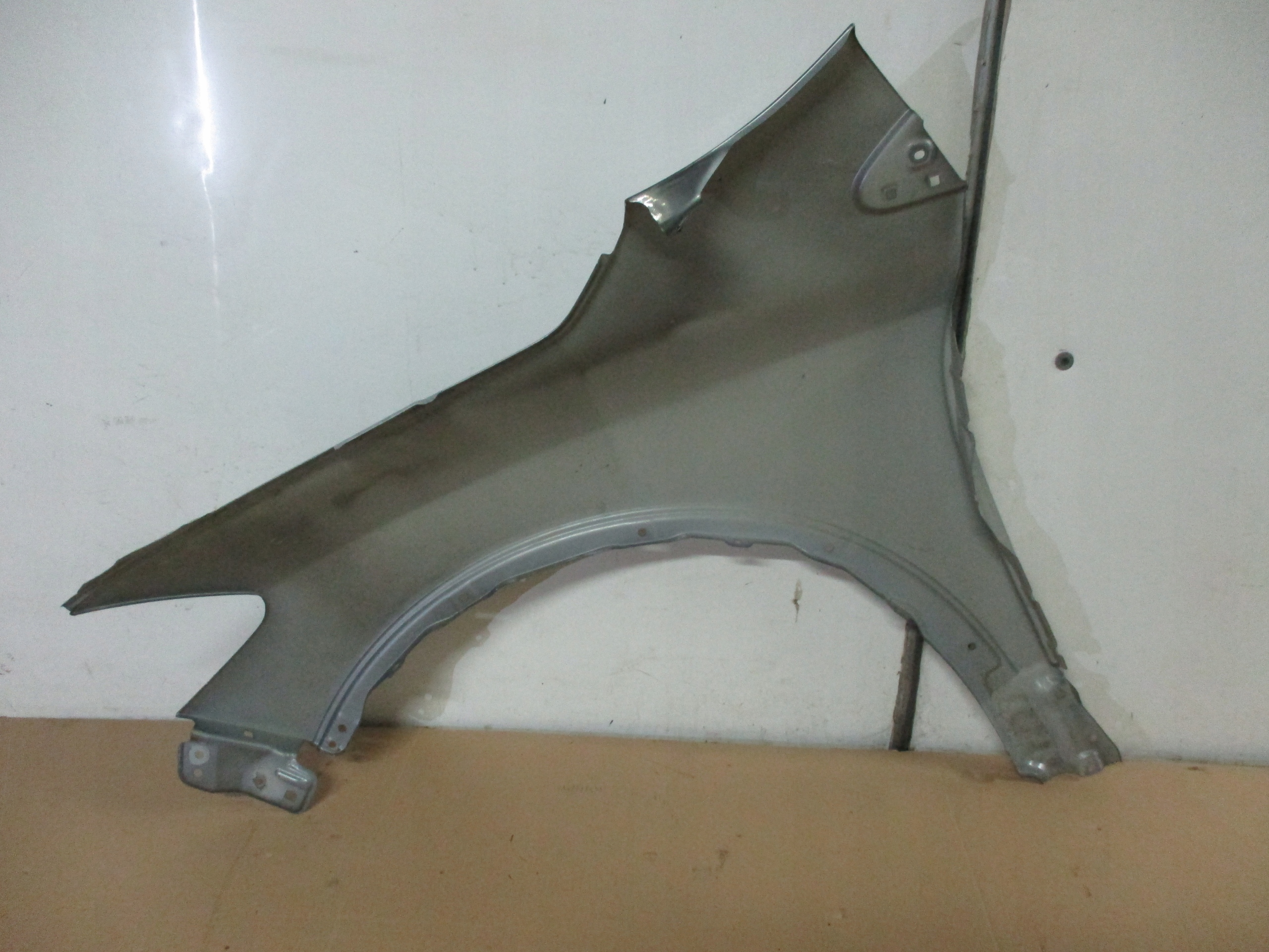 fender right front front Suzuki S- Cross 13r