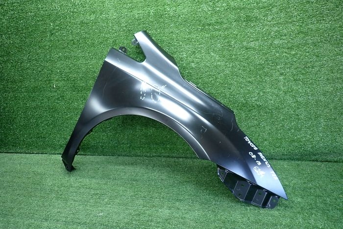 TOYOTA AVENSIS T27 09-14 fender right front front