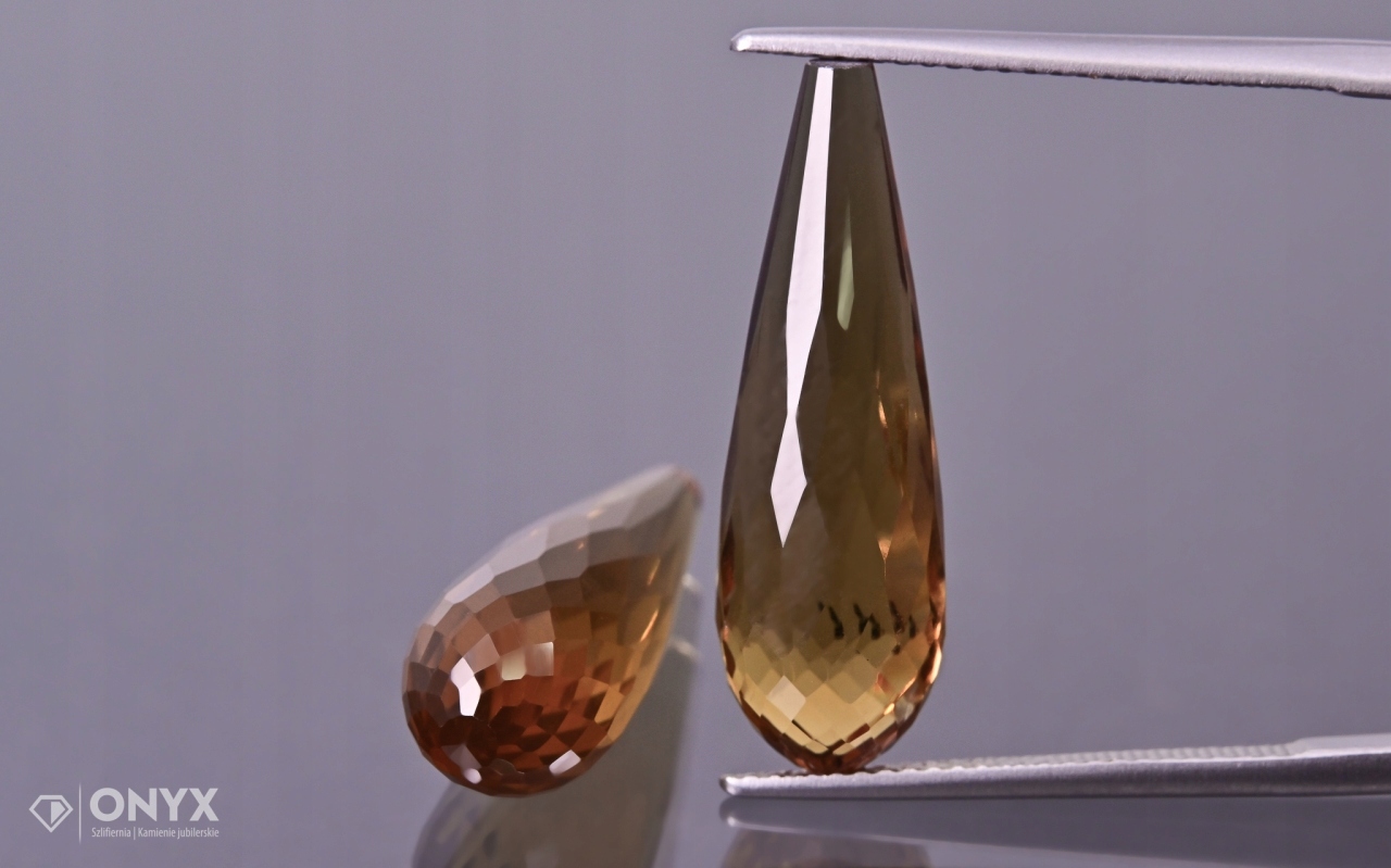 Medový křemen fazetovaný Para sopel 25x8 mm