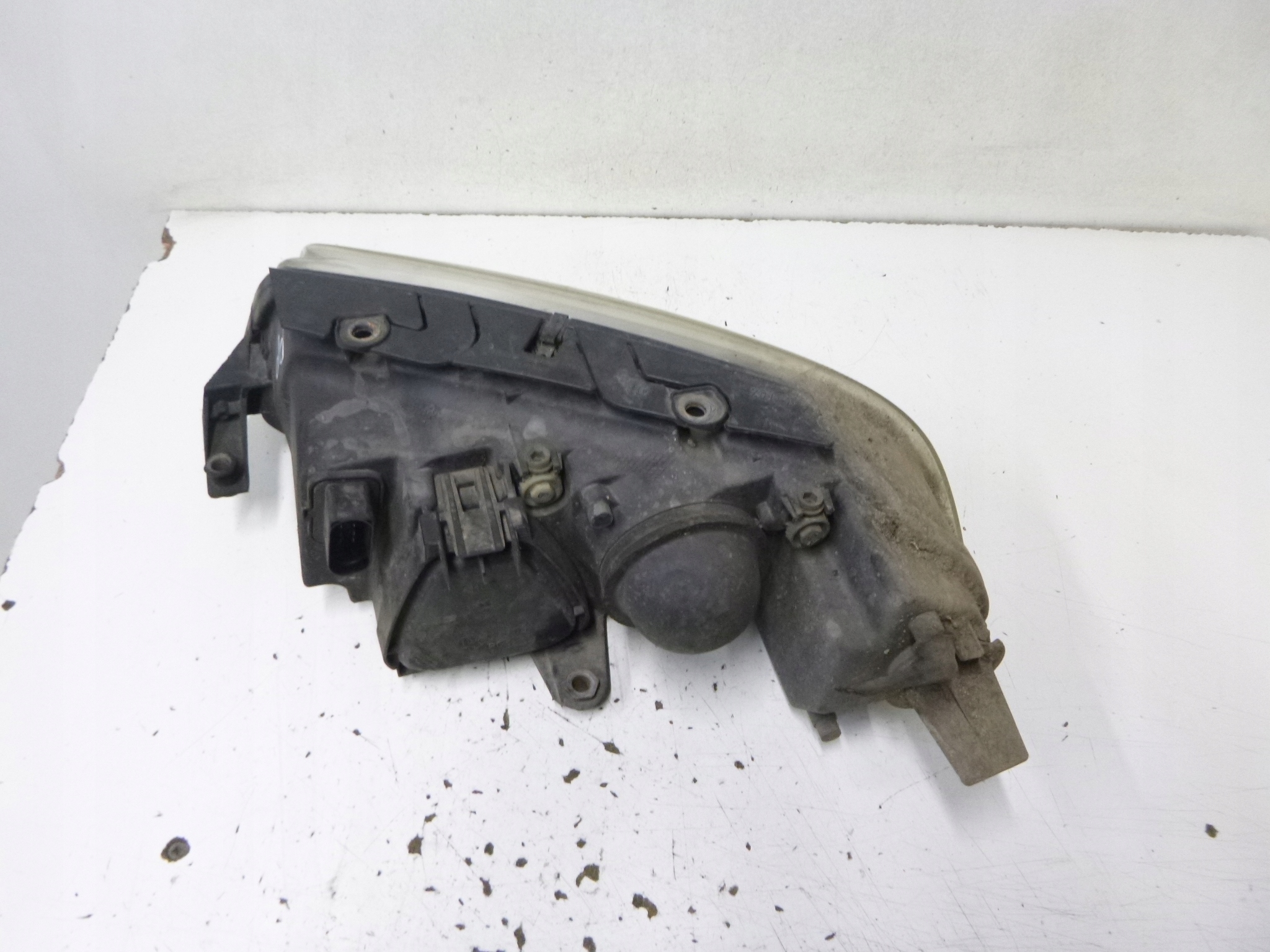 light front Volkswagen Passat B5 Lift 2002r. 3B0941016AN