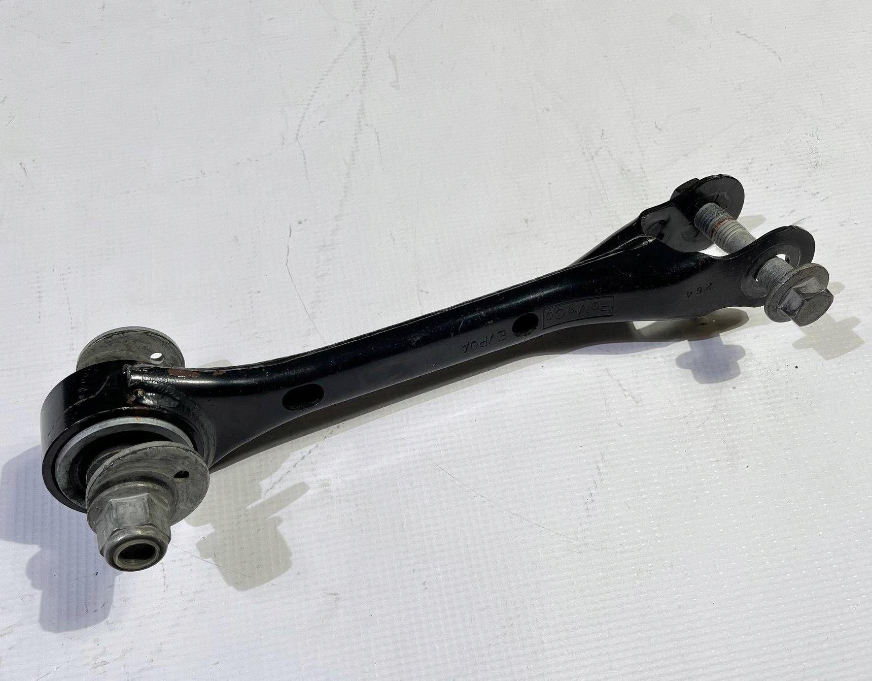 arm rear part rear left right Ford Mustang VI 2015