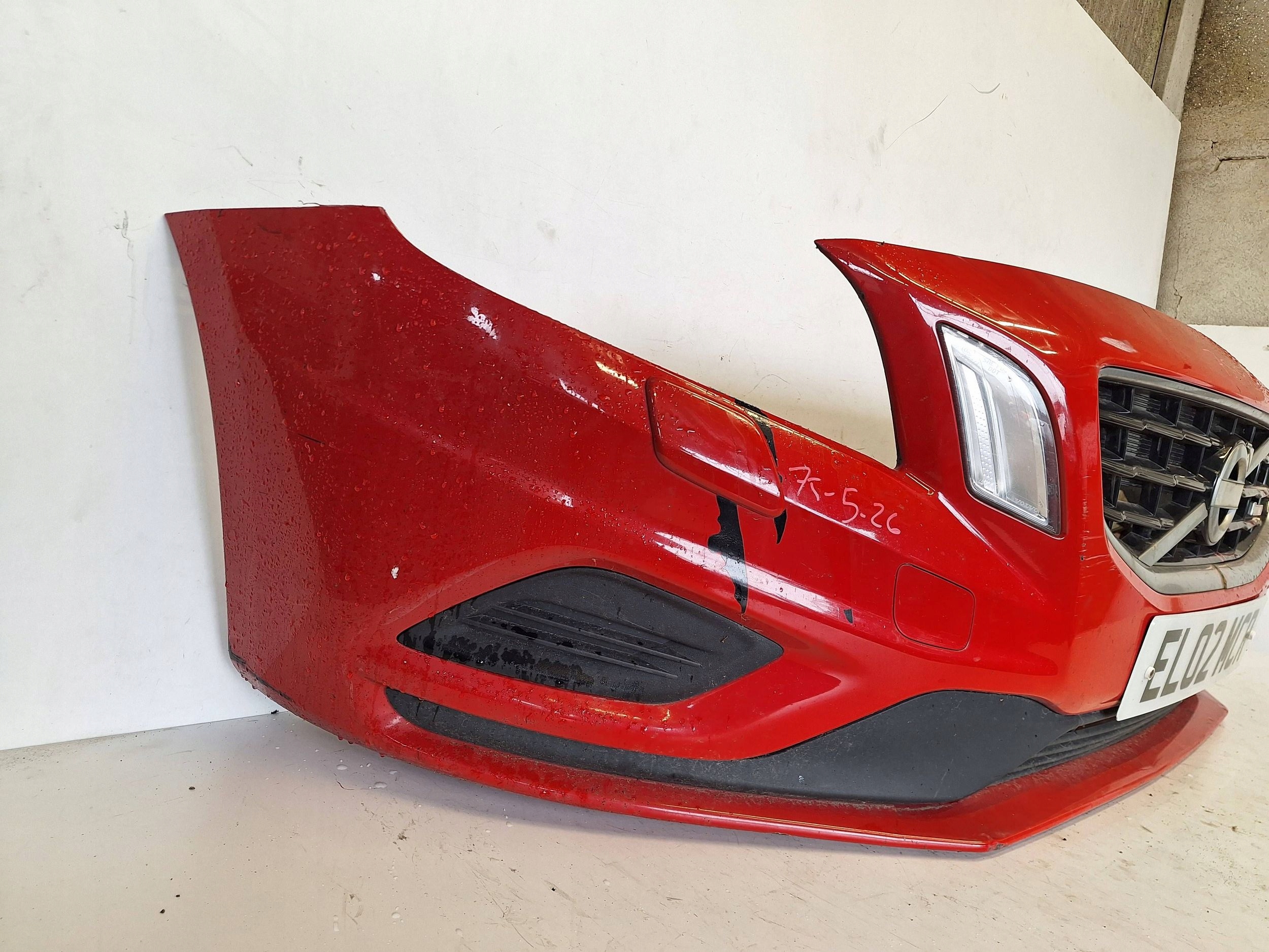 VOLVO V60 II R-design 10-13 bumper + XENON 31290975