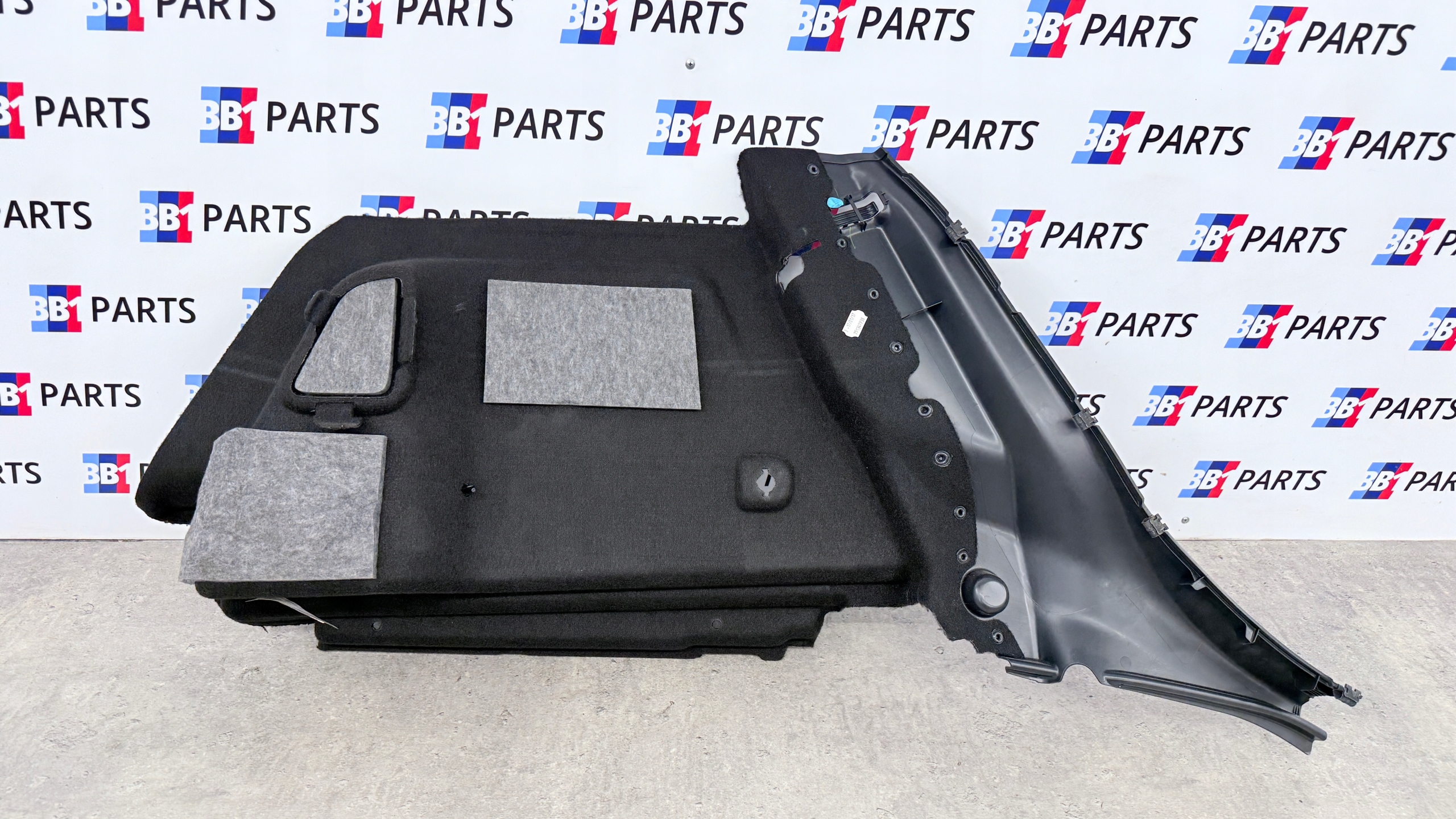 MERCEDES W156 X156 side right upholstery boot black LADNA