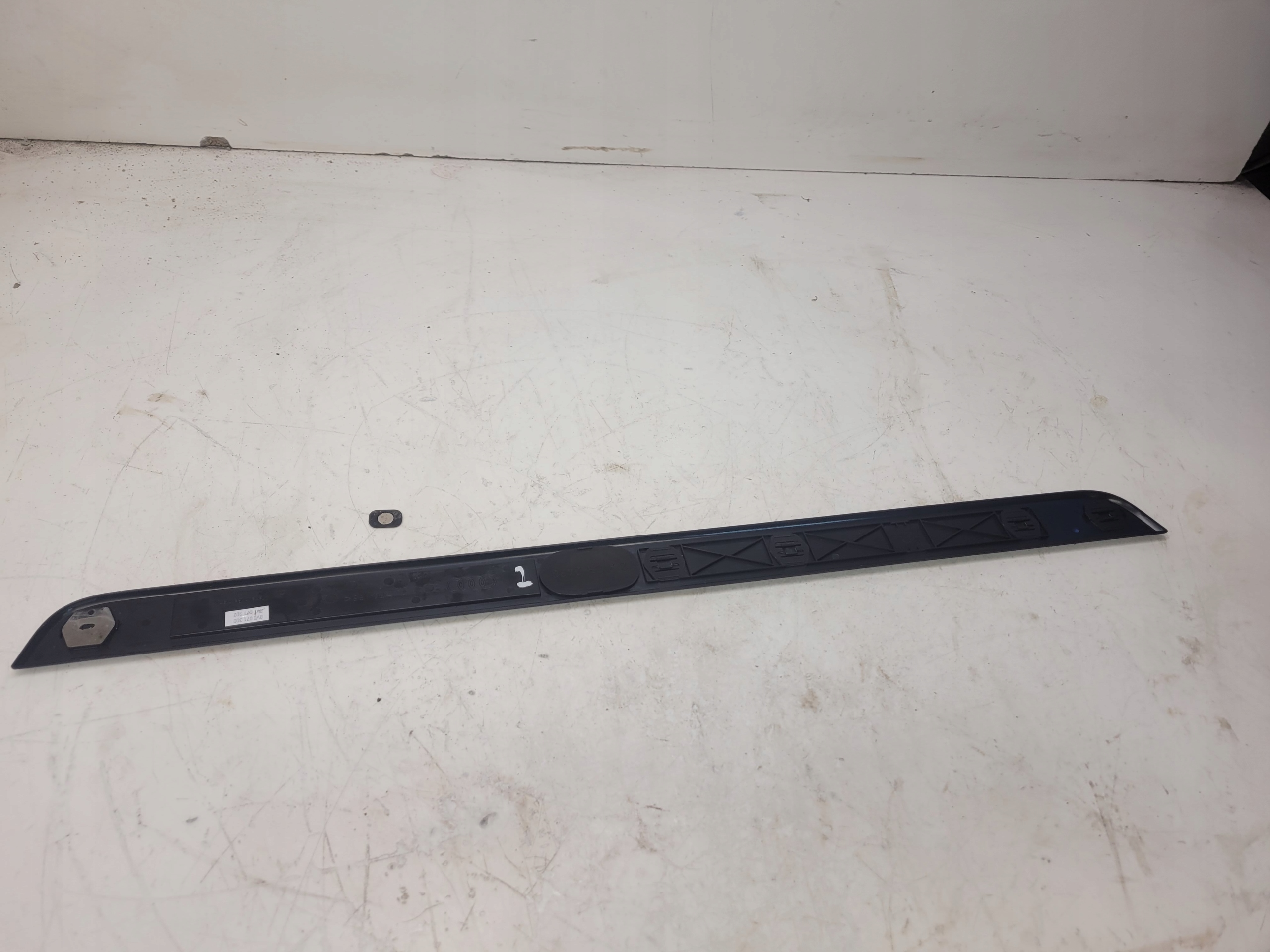 moulding threshold PODSWIETLANA AUDI A3 8V 8V0071302