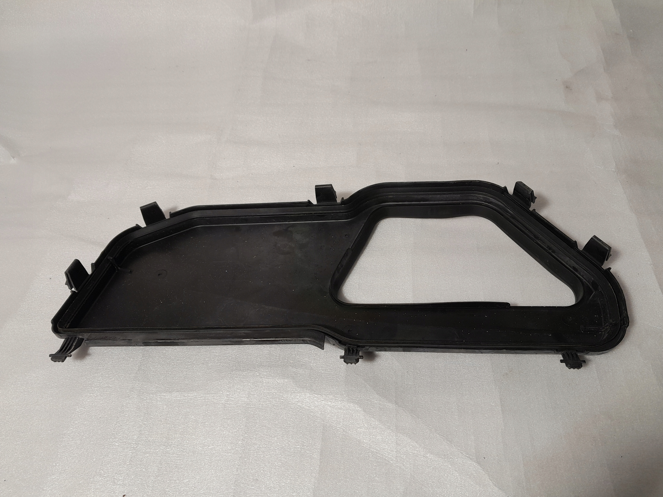 AUDI Q8 4M cap cover under the window 4M1815389D