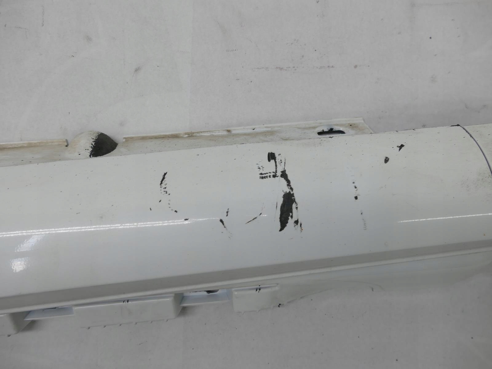 MERCEDES C207 W207 LIFT moulding threshold left 149