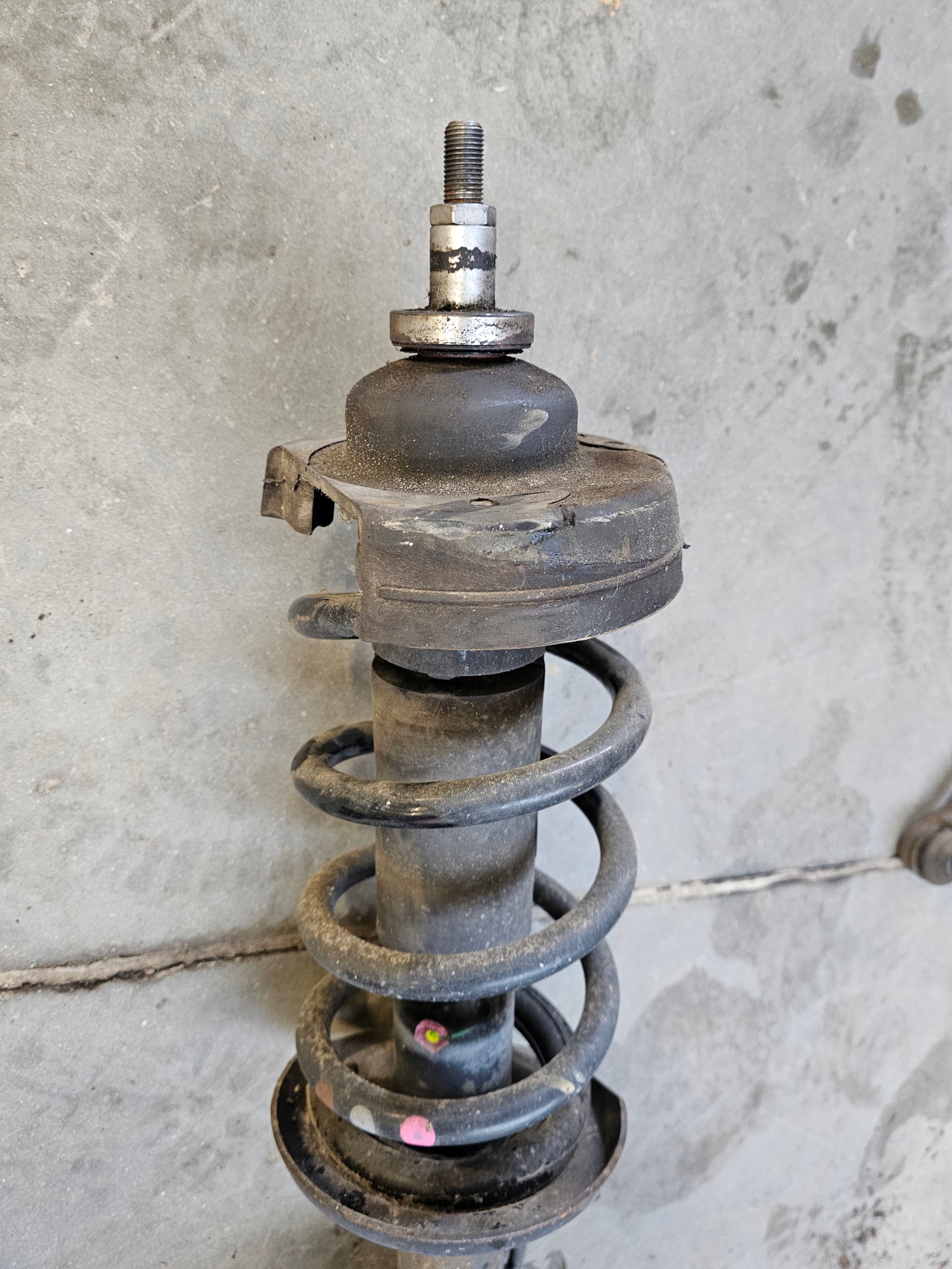 MCPERSON shock absorber left front TRAFIC III VIVARO B TALENT 93458053