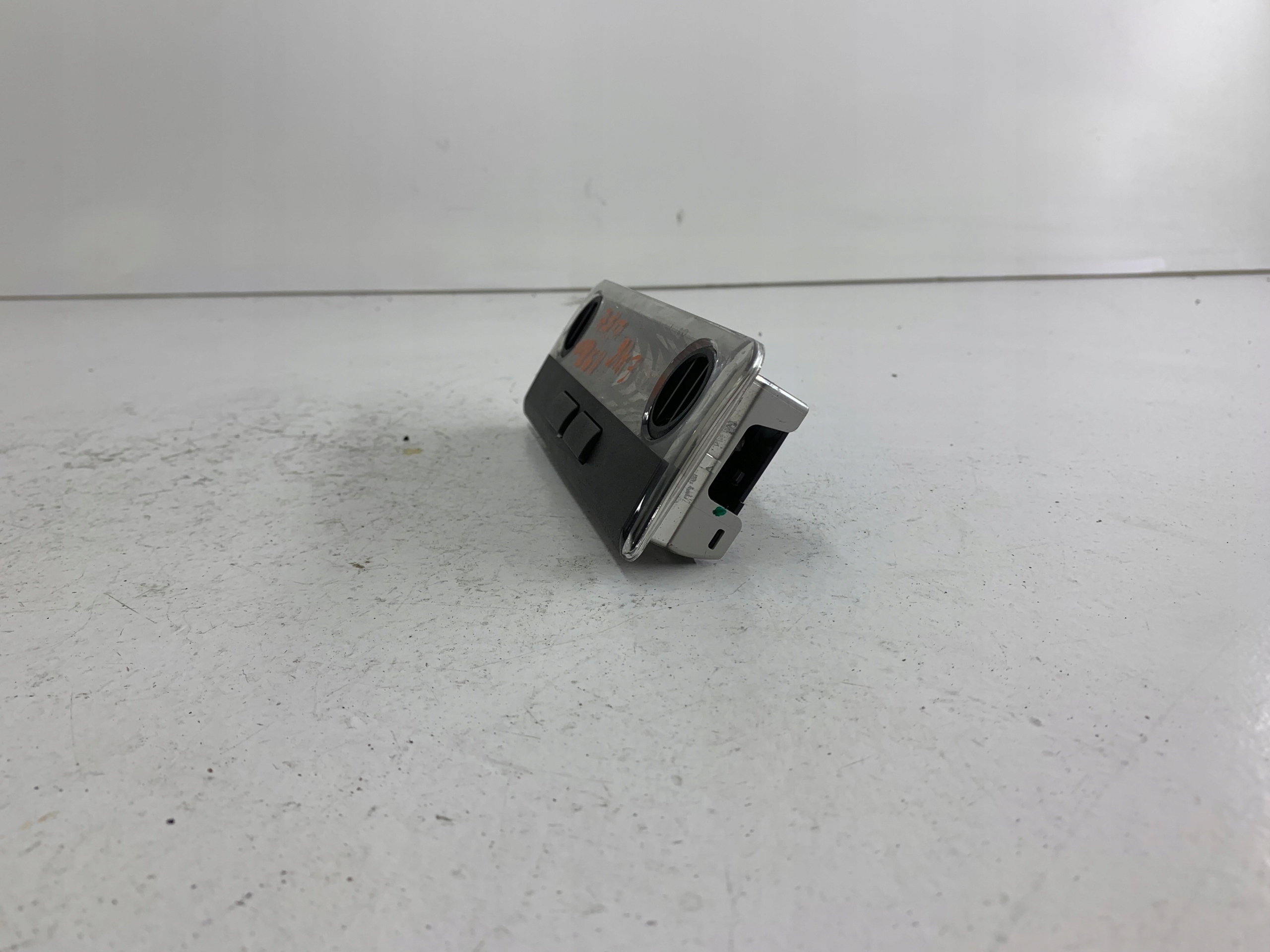 BMW E46 feu de toit éclairage cabine arrière 6901478
