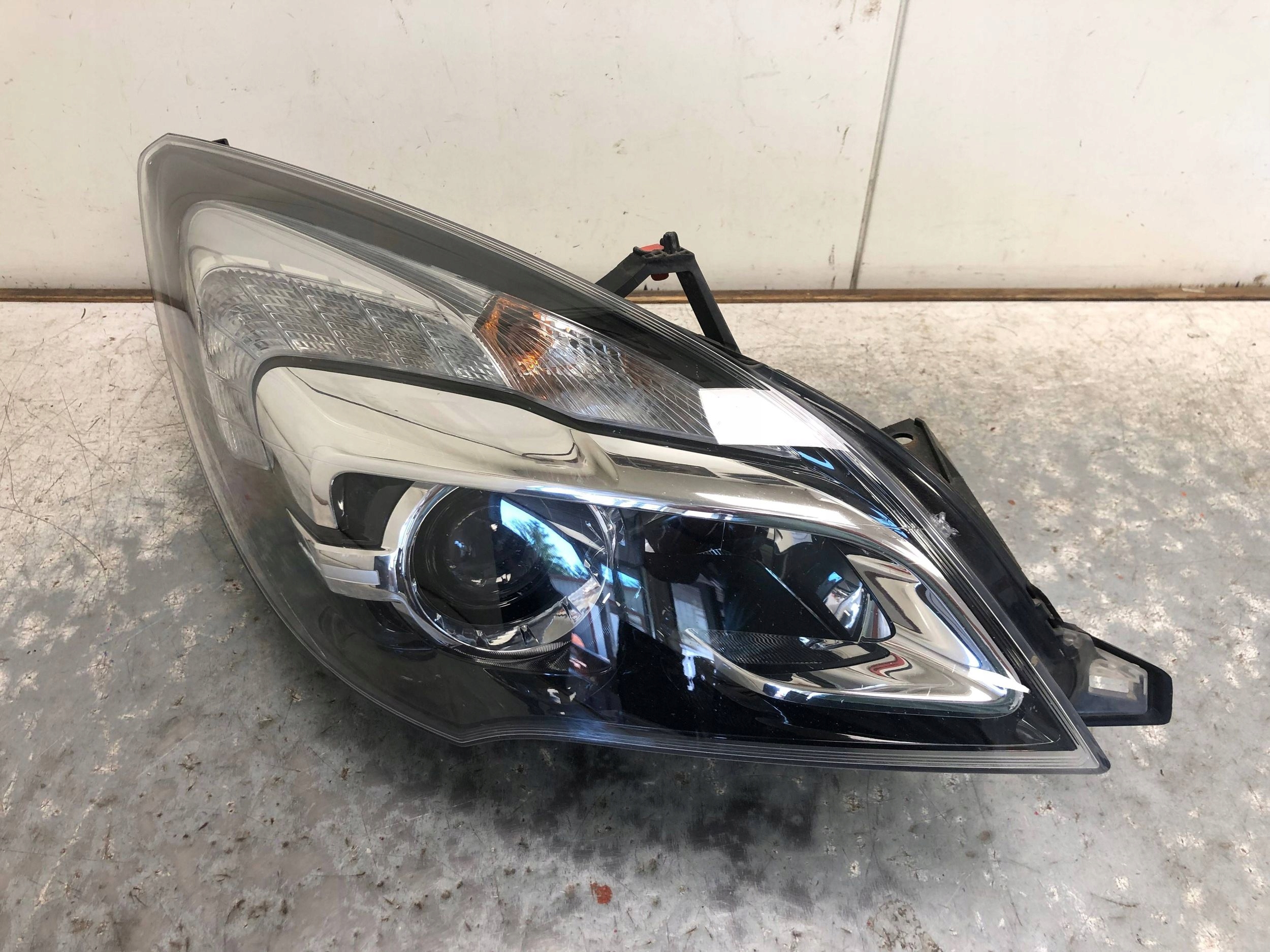light right front AFL OPEL MERIVA B LIFT 13372334