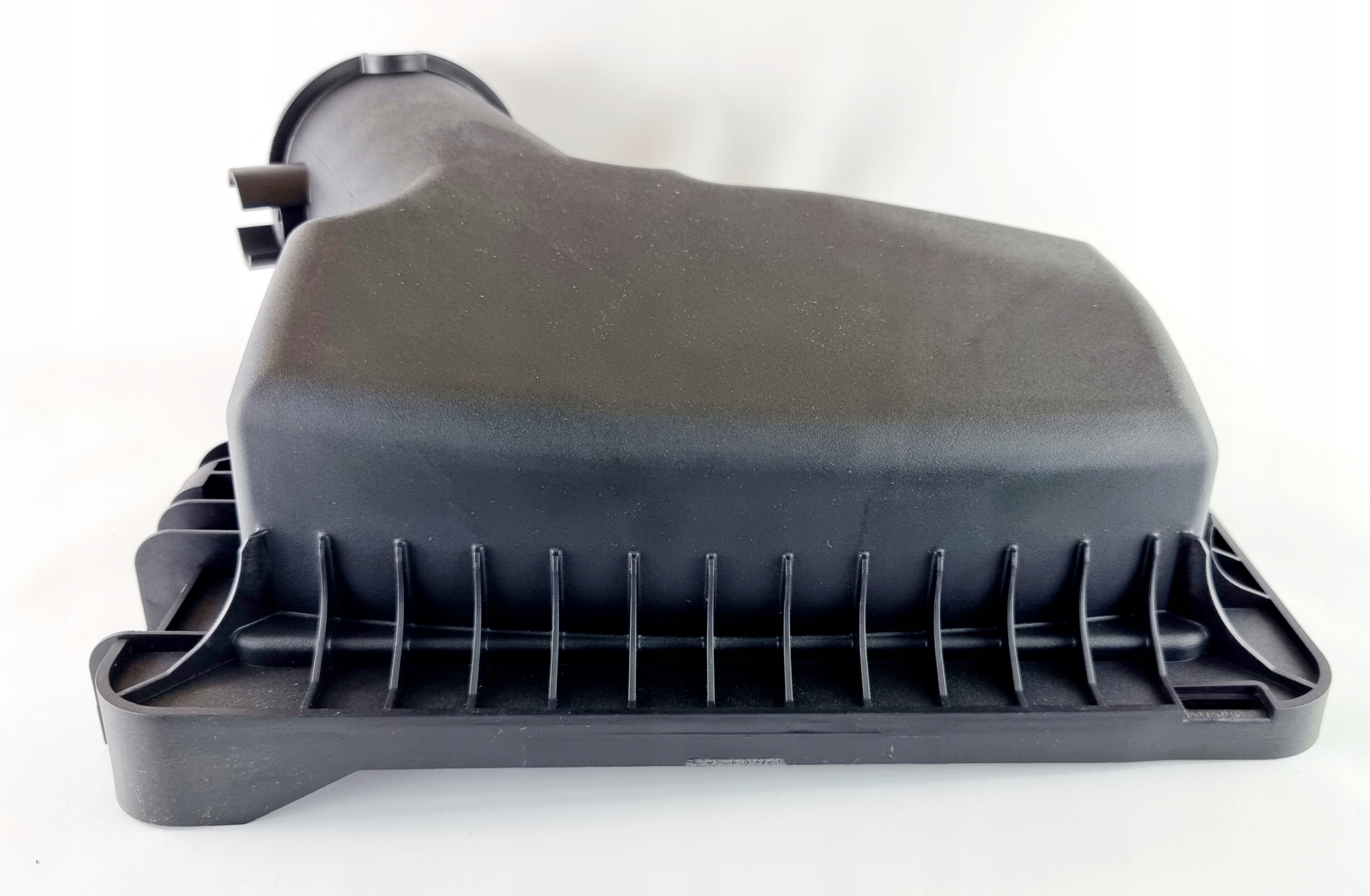 FR3C-9643-AD - КРИШКА ПОВІТРЯНОГО ФІЛЬТРА MUSTANG 2,3 2015-ORIG OE