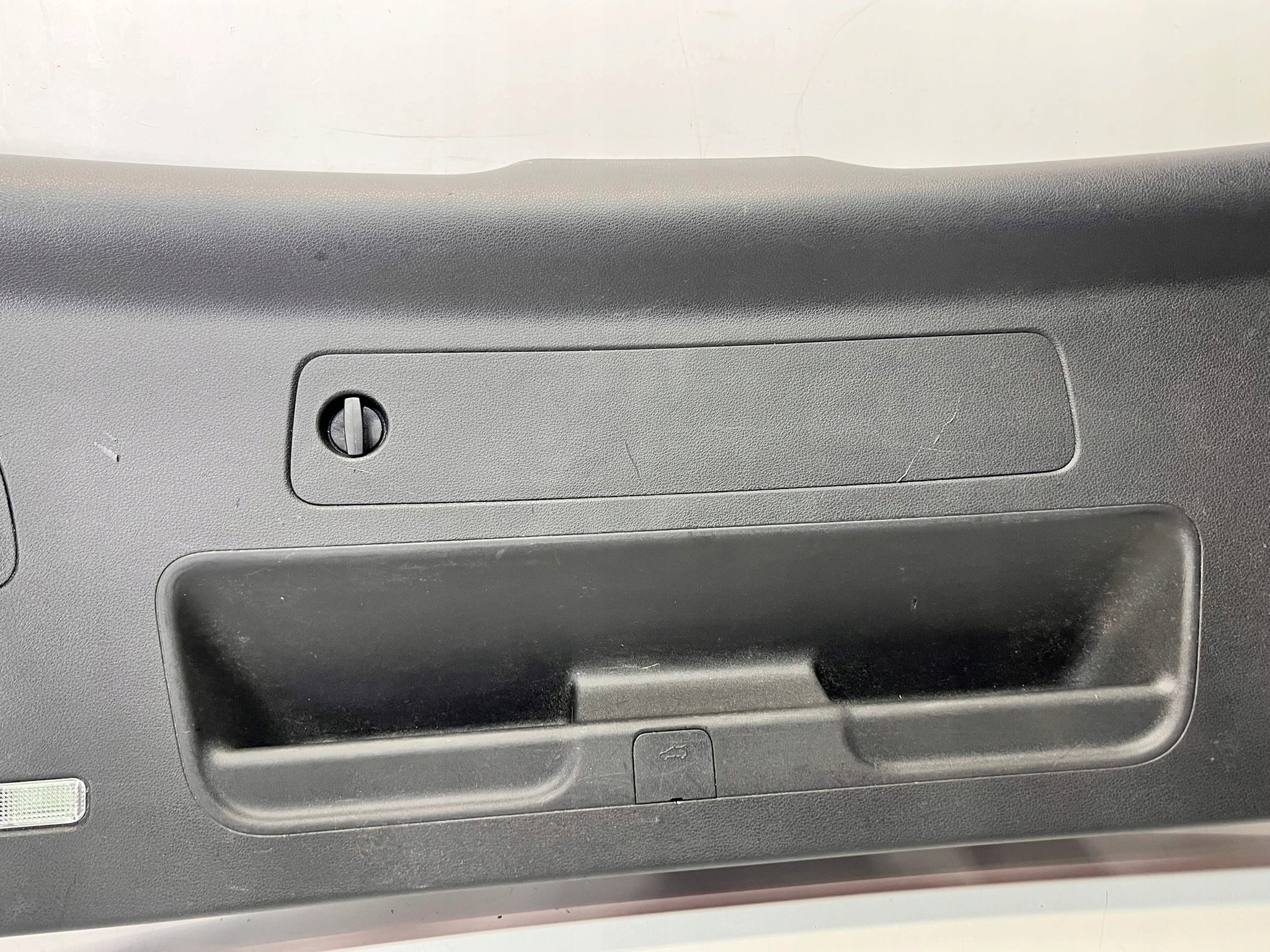 upholstery bonnet boot rear part AUDI Q5 FY 80A867979A 1/26