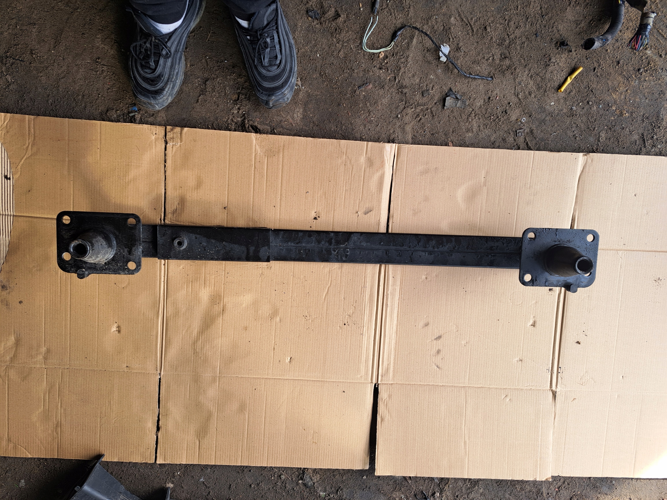 sider pillar of a bumper front PEUGEOT 5008
