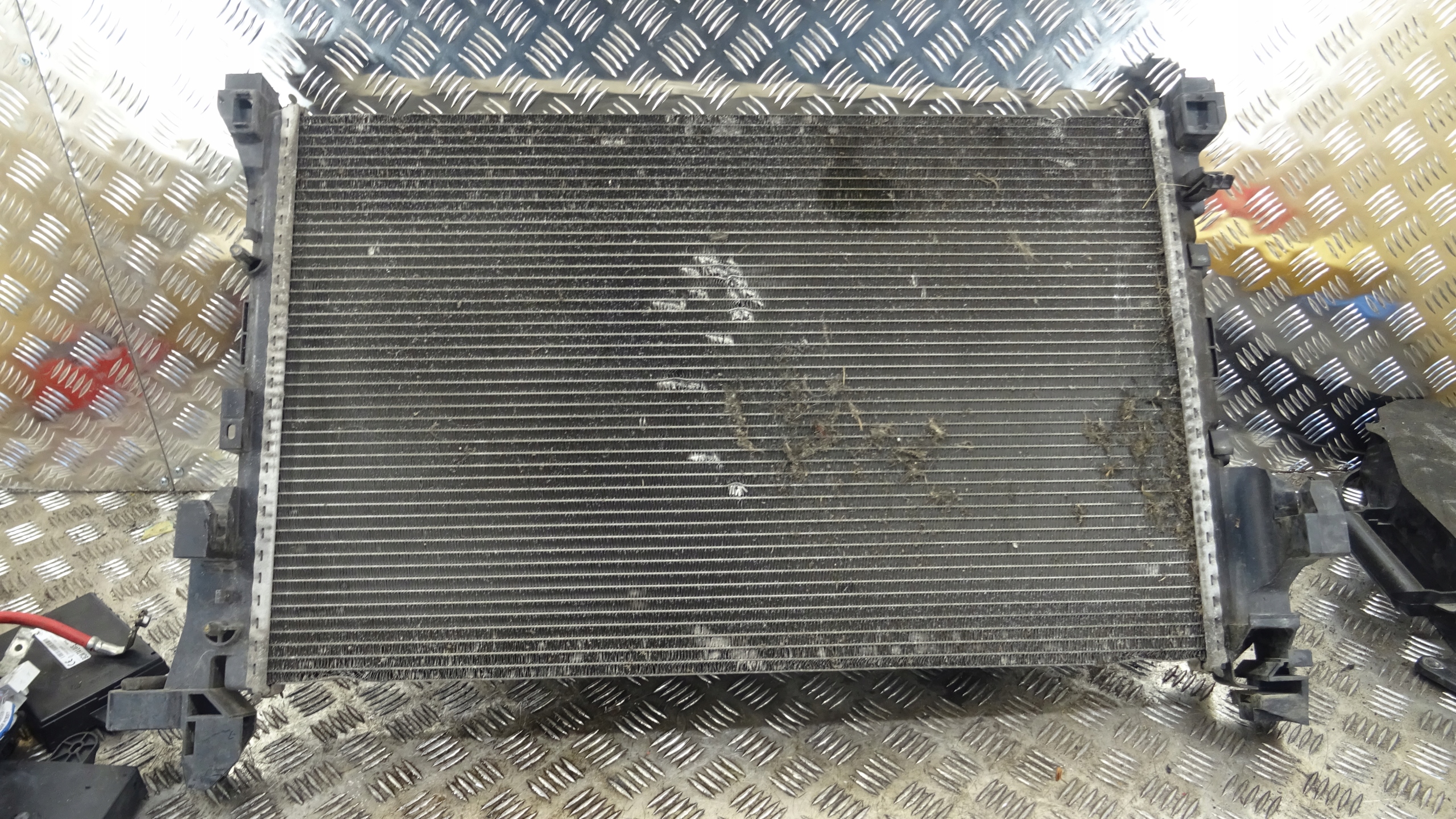Renault OE 214103569R Radiatore / Raffreddatore z wentylatorami