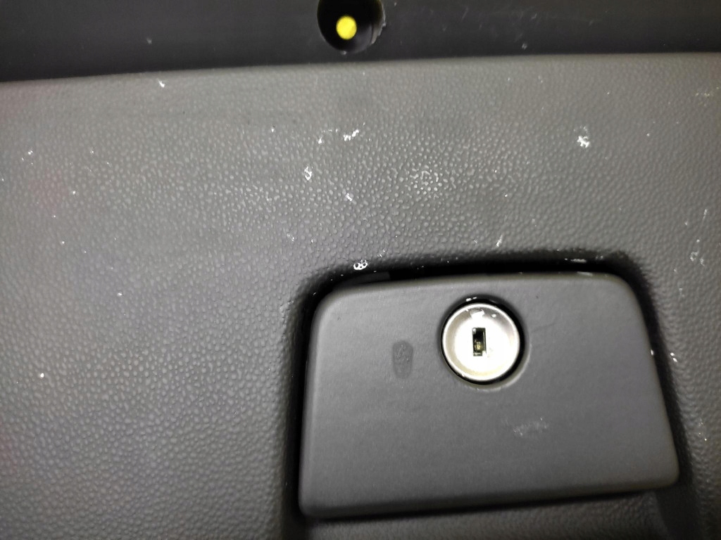 VOLVO S40 II Handschuhfach des Beifahrers 8626141