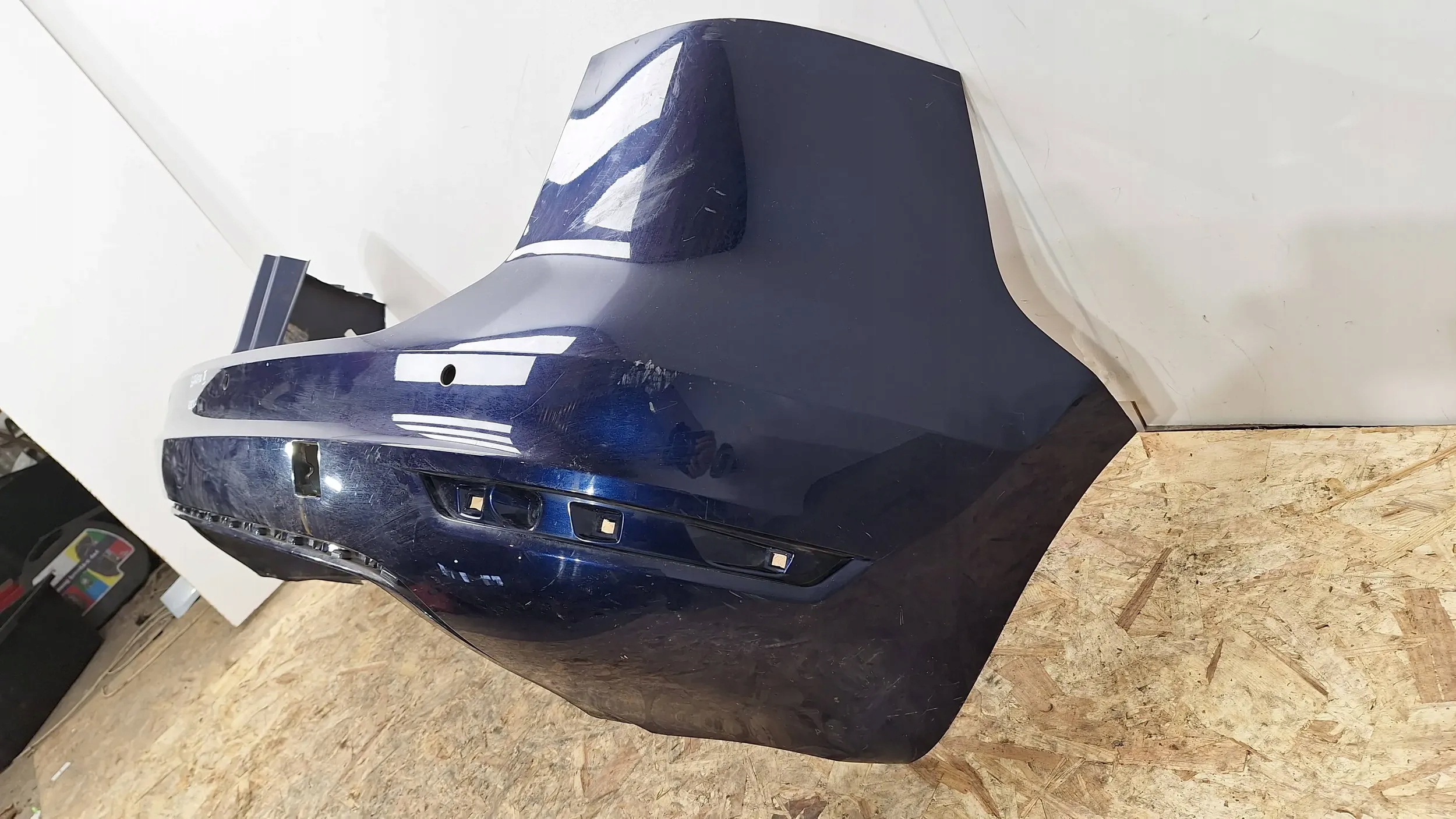 bumper rear part 7N0807421B Vw Sharan II 10