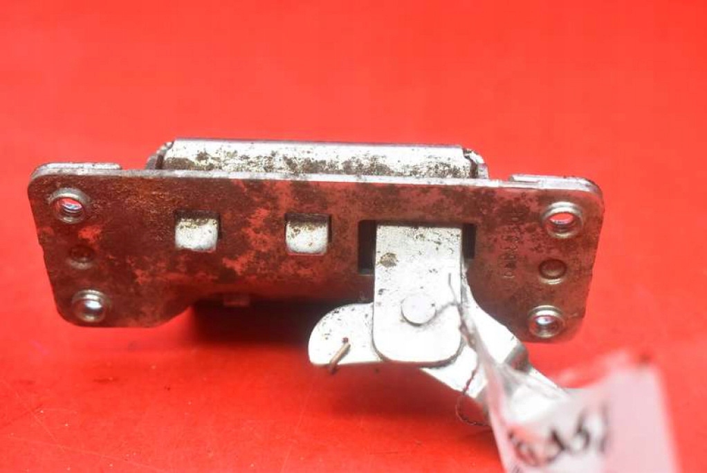 lock bonnet rear part boot OPEL MERIVA A 04-10