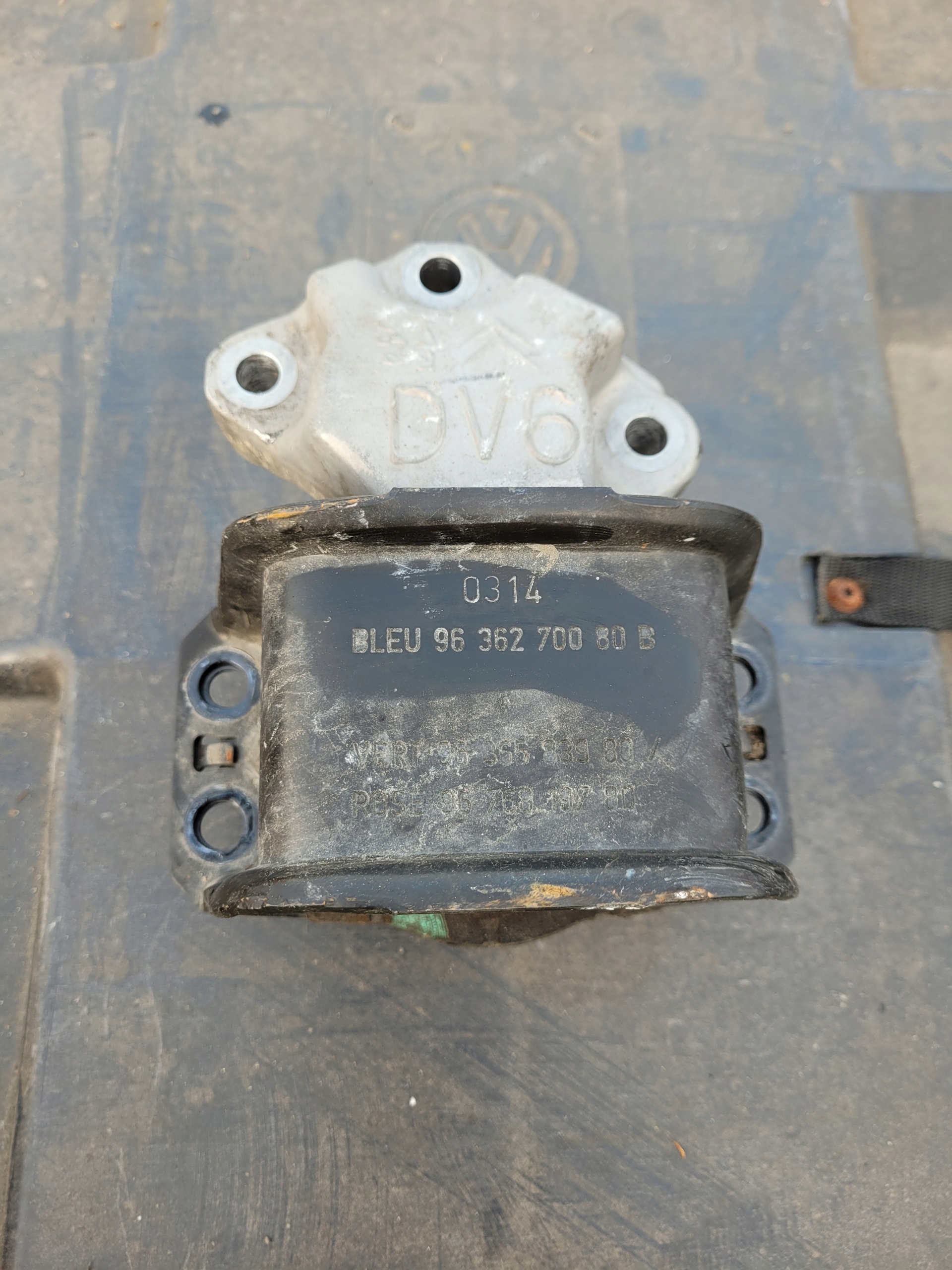 engine mount airbag PSA 9636270080