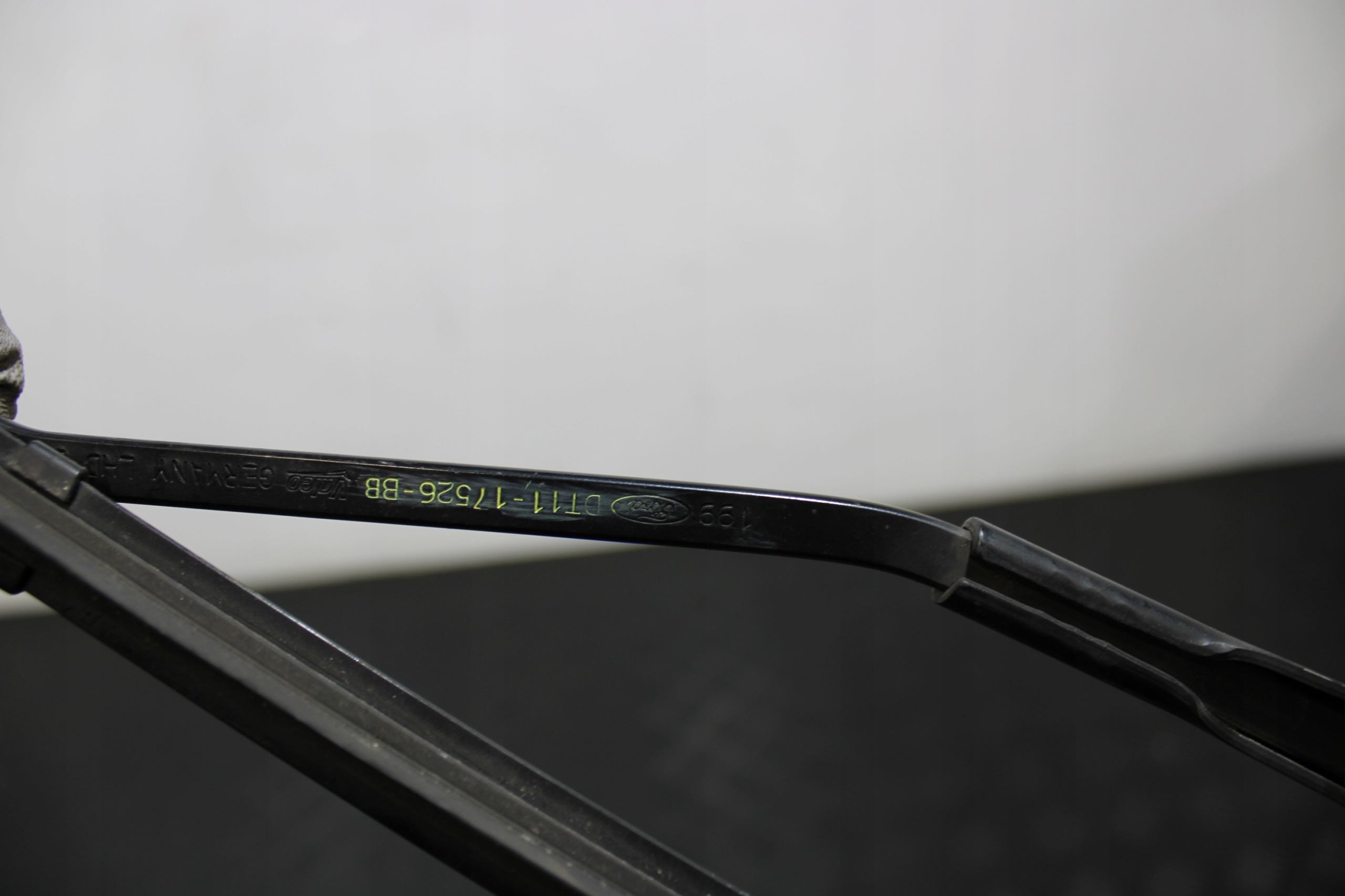 wiper arm wiper left FORD TRANSIT CONNECT 2 II MK2 LIFT