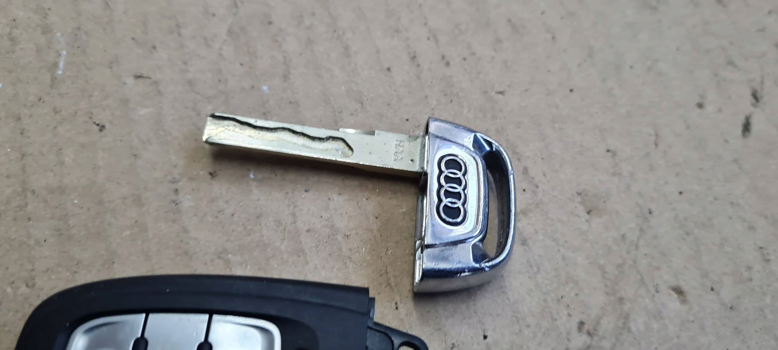 S6 C7 4G LIFT A6 key PILOT SMART KEY USA PANIC 4G0959754DM