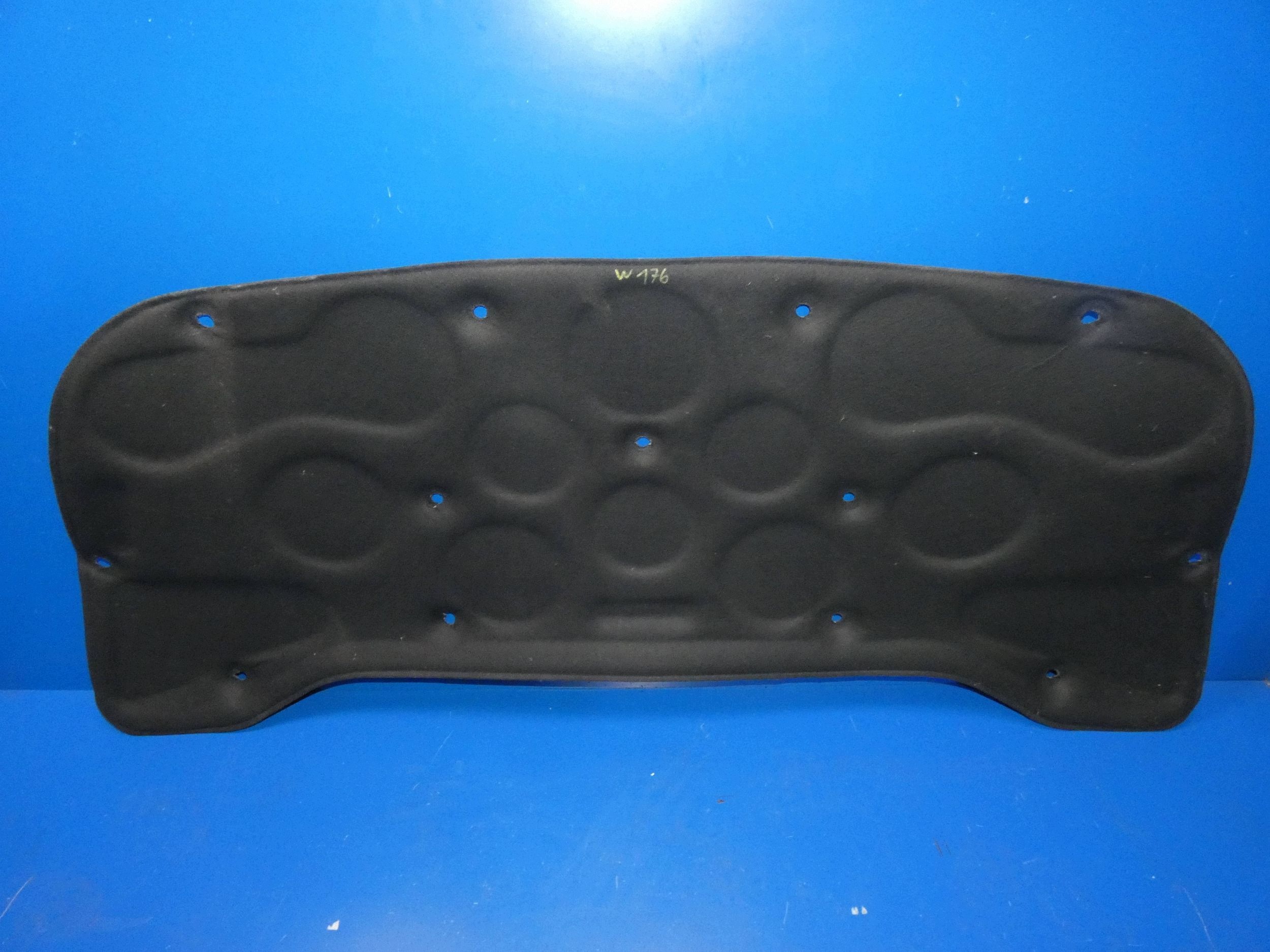 soundproofing bonnets front Mercedes-Benz A W176