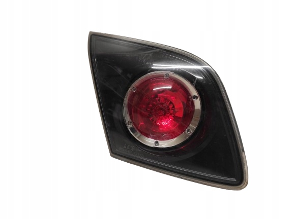 MAZDA 3 I 1 BK 03- HB LAMPA LEWA TYŁ W KLAPĘ