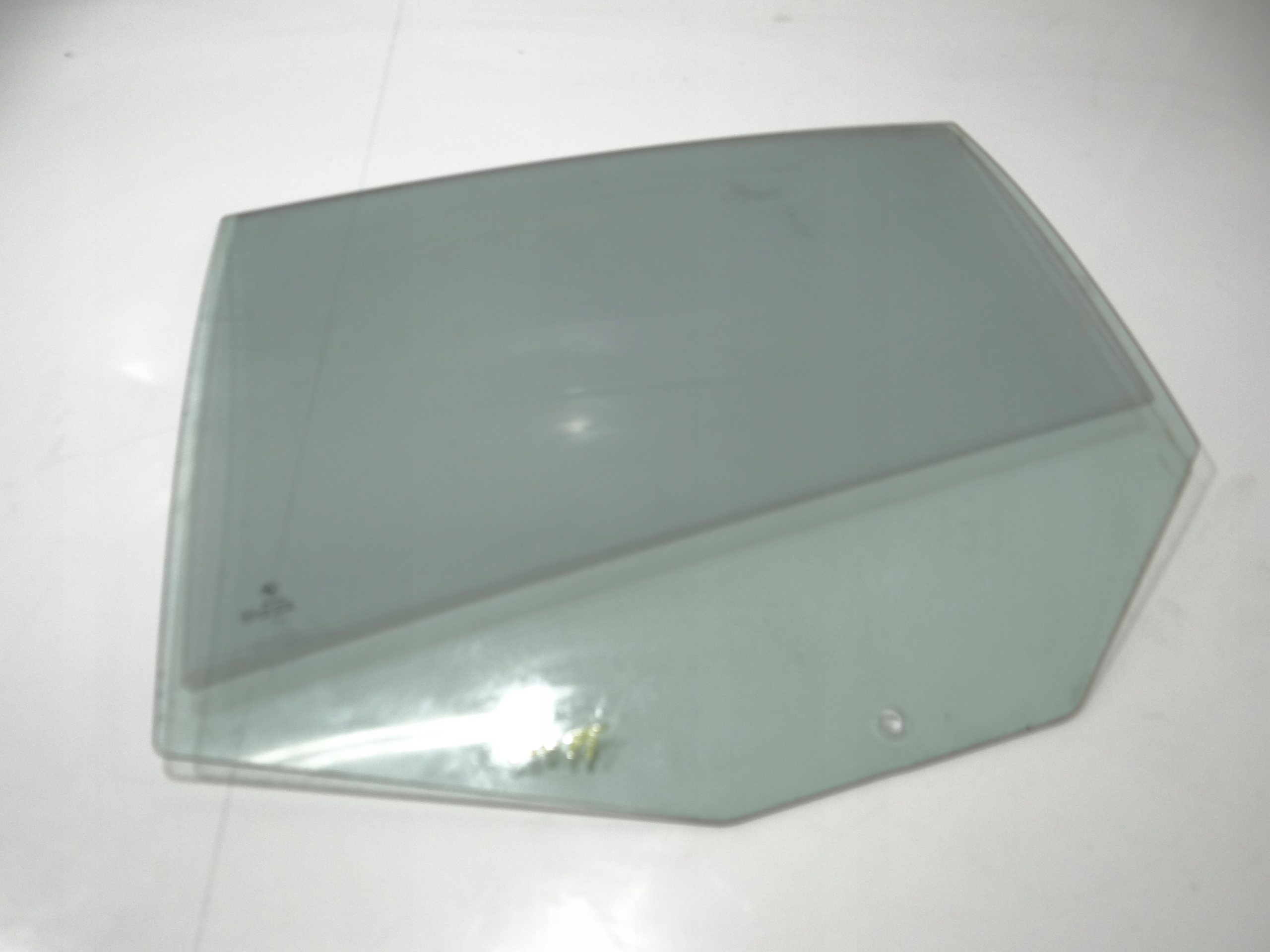 window side door right rear part BMW E60 (16932573)