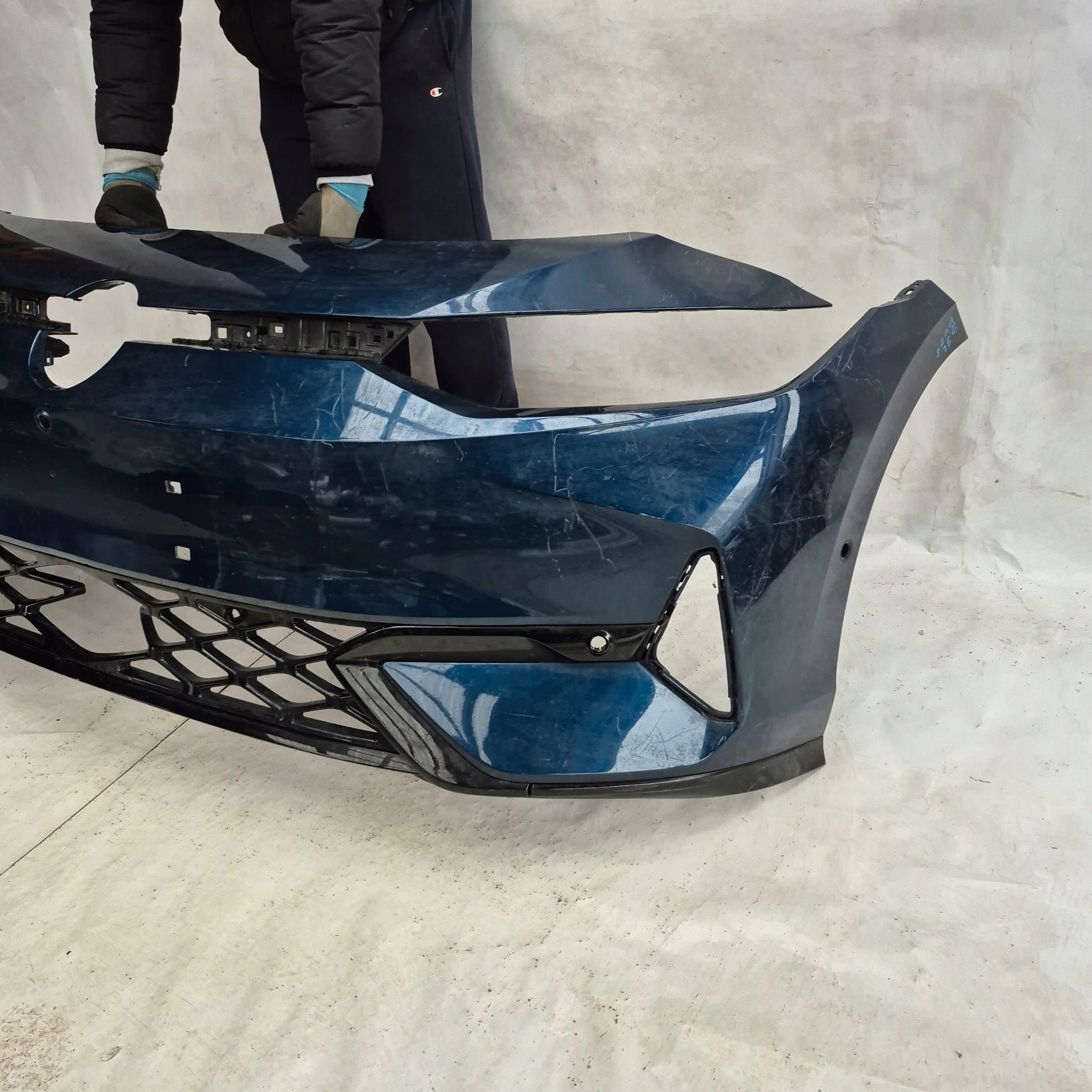 VW ID.7 GTX 23- bumper front front PDC