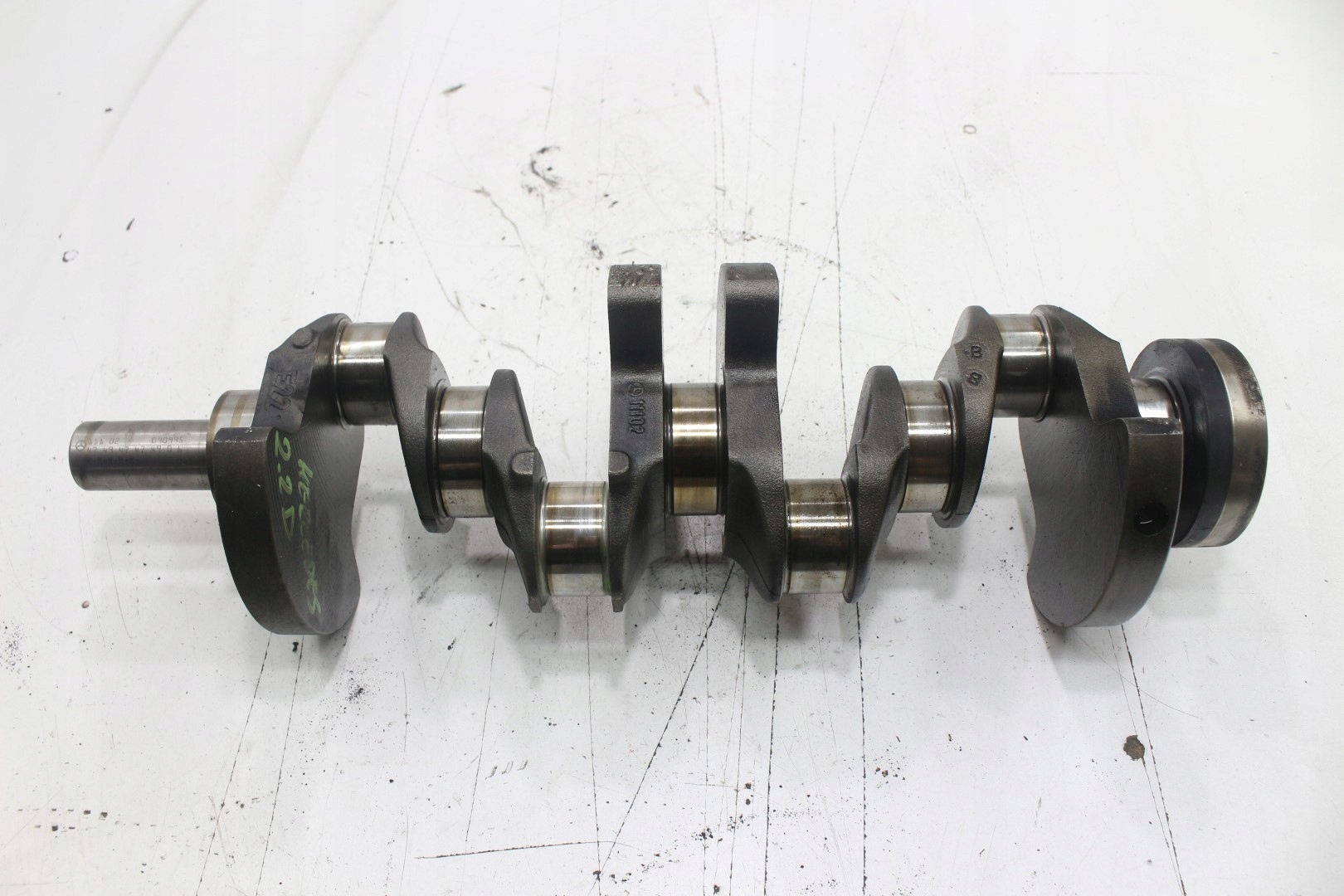 Wał Korbowy Mercedes W210 W202 2.2 D