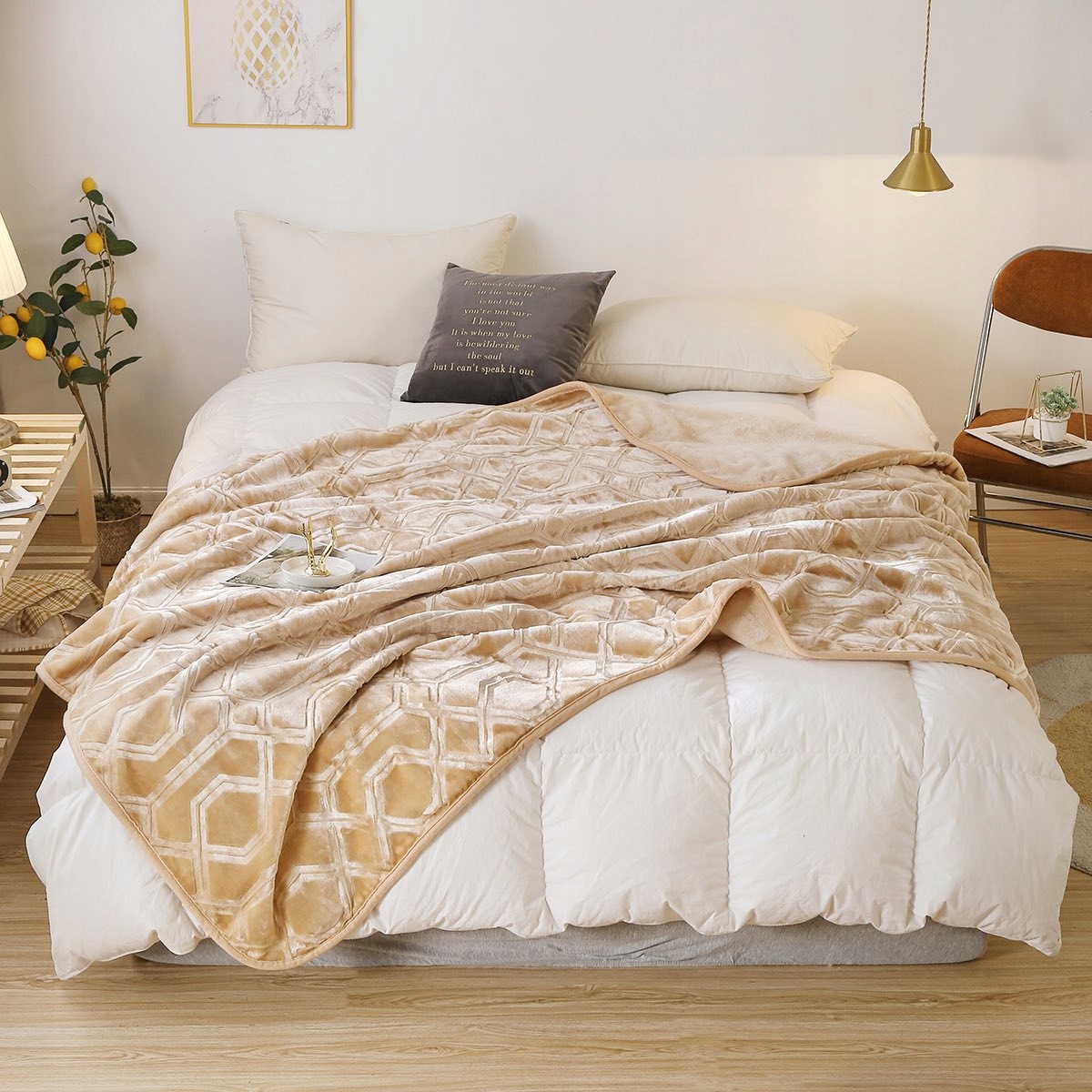 KOC CIEPŁY GRUBY MIĘKKI NARZUTA PLED NA ŁÓŻKO NA KANAPĘ 160x200cm Szerokość produktu 160 cm