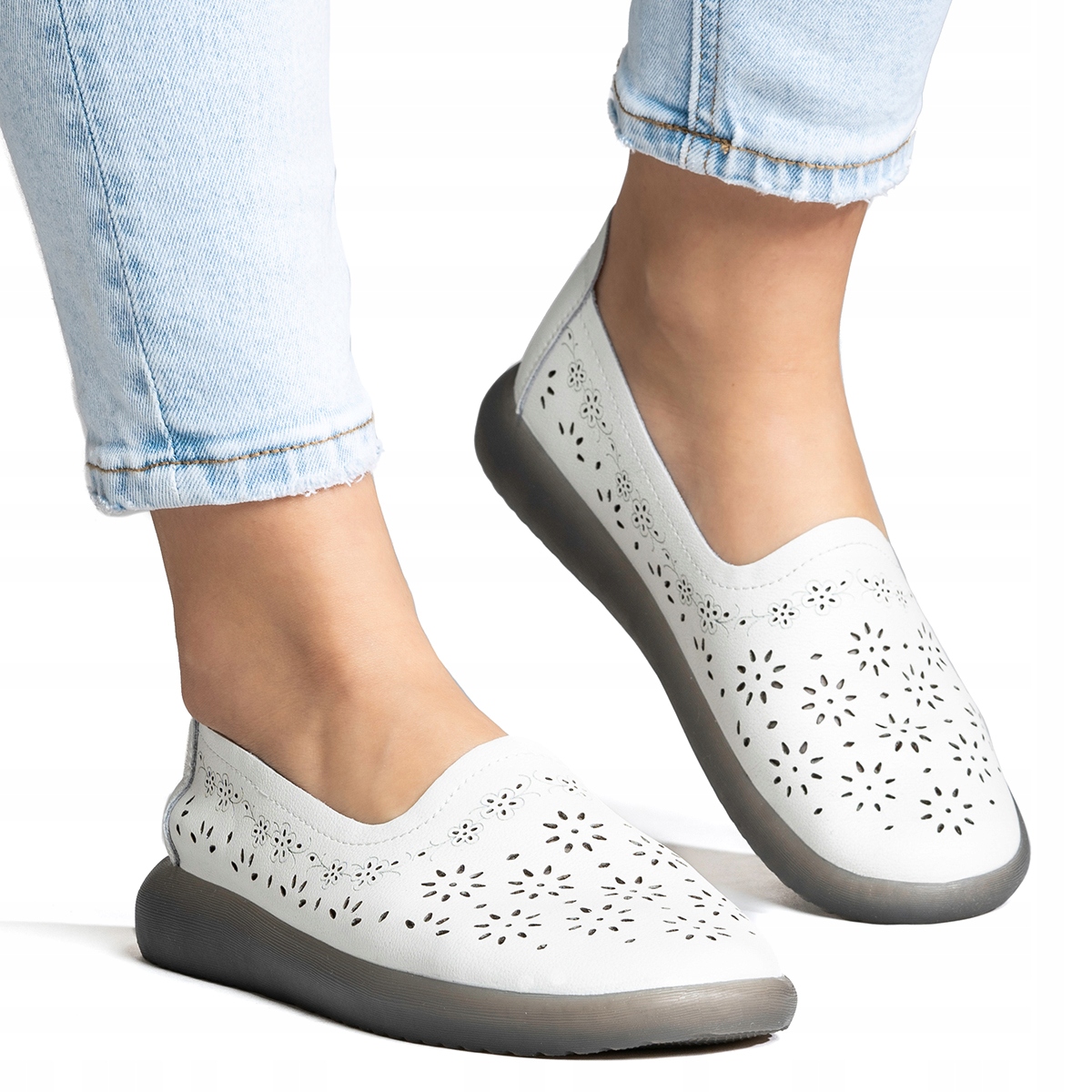 Kožené baleríny s děrováním, pohodlné, Měkké a pružné Wojtyłko 36